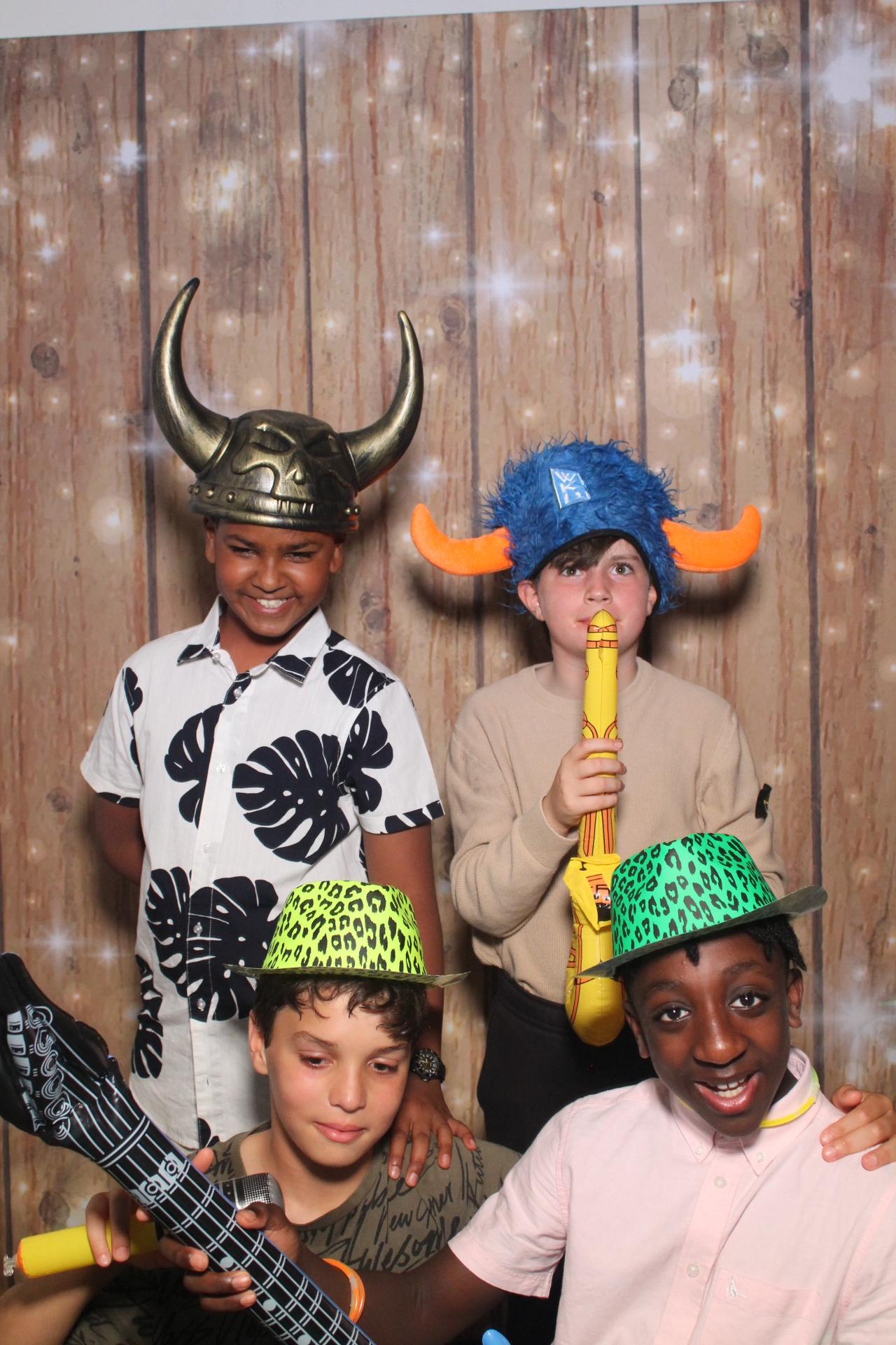 Oakworth Year 6 Leavers Party  | View more photos from the event at gallery.magicimages.uk/u/MagicImages/Oakworth-Year-6-Leavers-Party