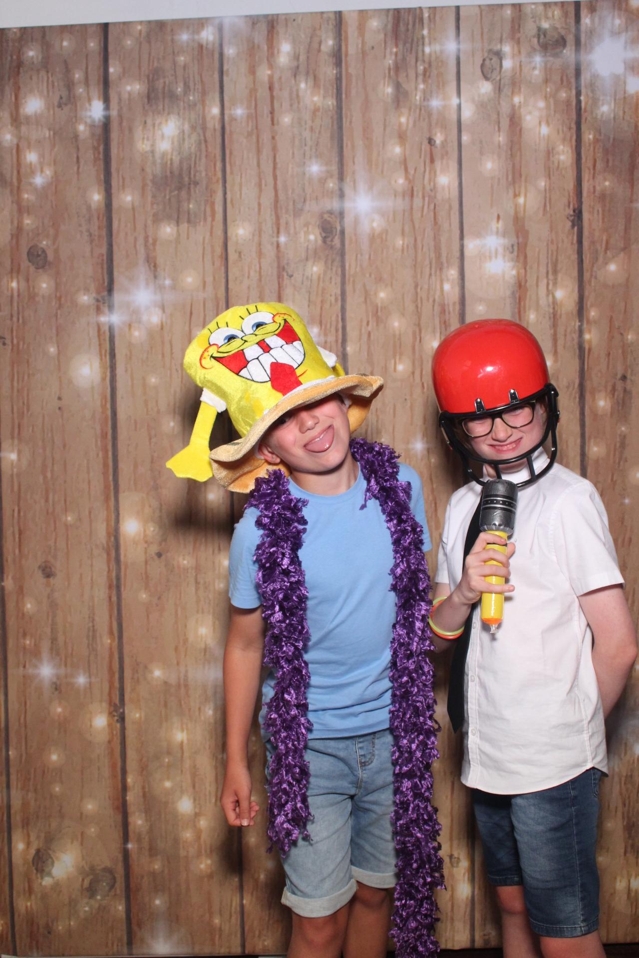 Oakworth Year 6 Leavers Party  | View more photos from the event at gallery.magicimages.uk/u/MagicImages/Oakworth-Year-6-Leavers-Party