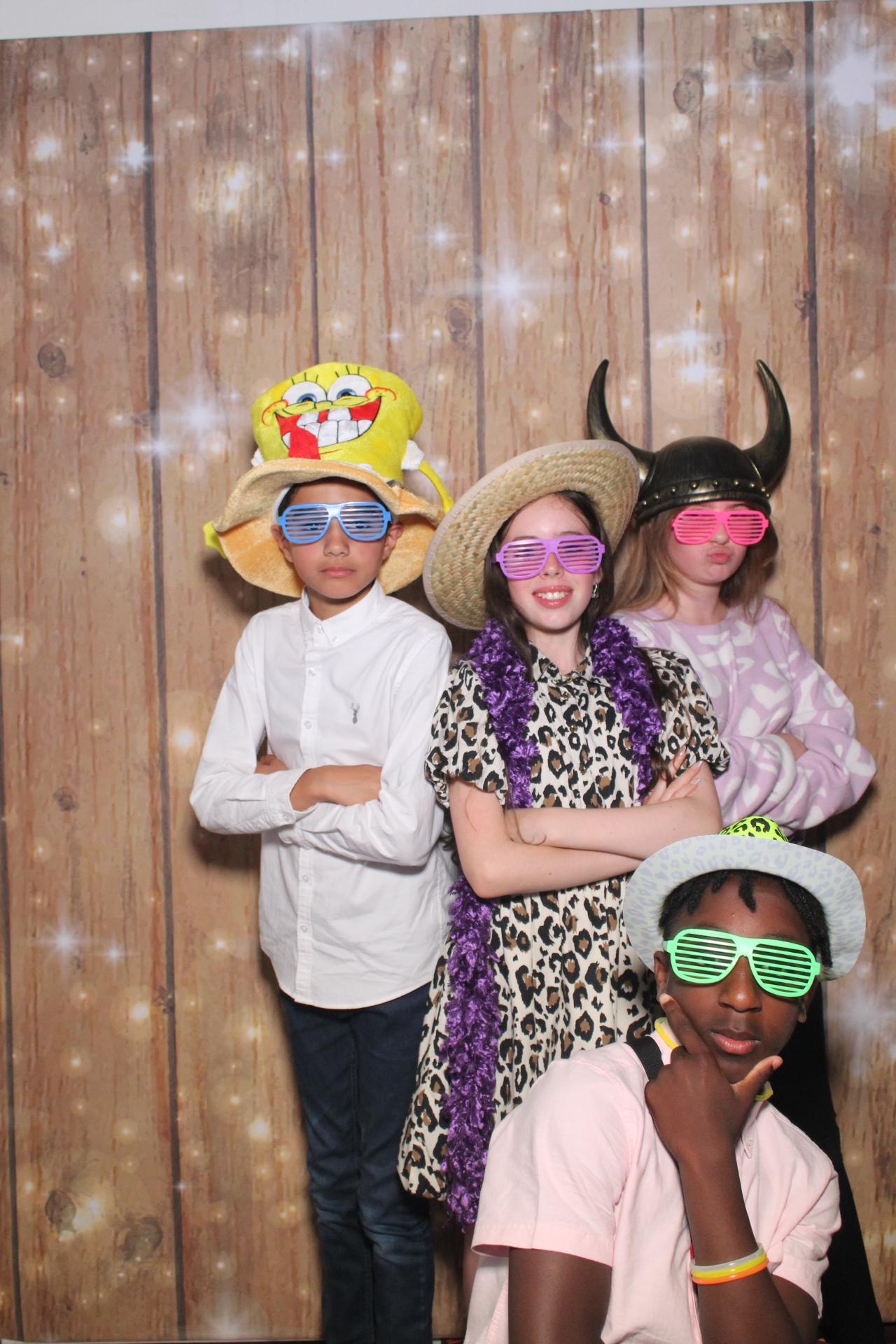 Oakworth Year 6 Leavers Party  | View more photos from the event at gallery.magicimages.uk/u/MagicImages/Oakworth-Year-6-Leavers-Party