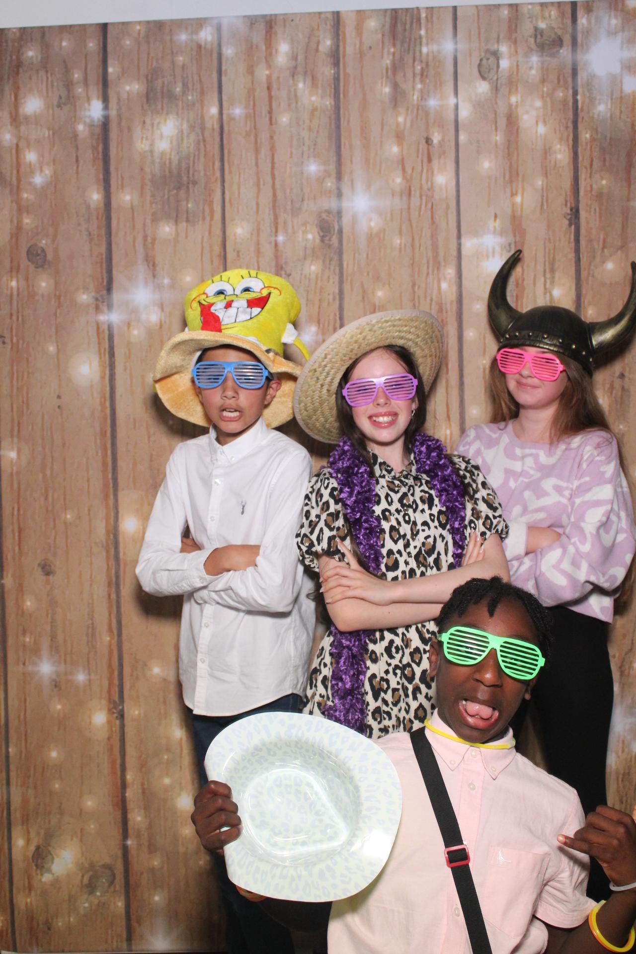 Oakworth Year 6 Leavers Party  | View more photos from the event at gallery.magicimages.uk/u/MagicImages/Oakworth-Year-6-Leavers-Party