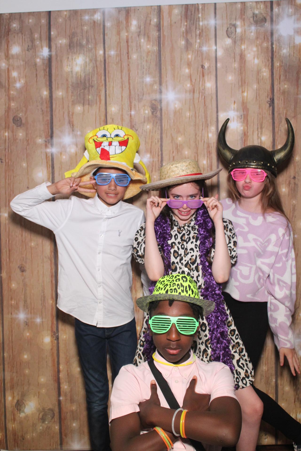 Oakworth Year 6 Leavers Party  | View more photos from the event at gallery.magicimages.uk/u/MagicImages/Oakworth-Year-6-Leavers-Party