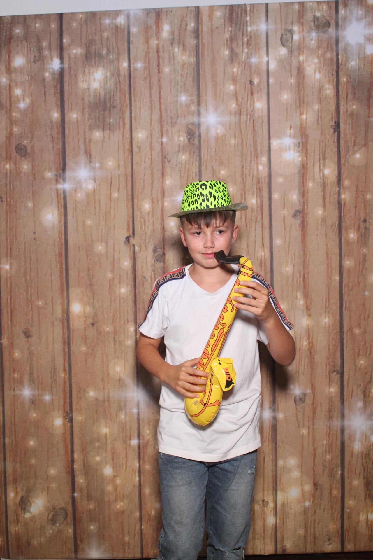 Oakworth Year 6 Leavers Party  | View more photos from the event at gallery.magicimages.uk/u/MagicImages/Oakworth-Year-6-Leavers-Party