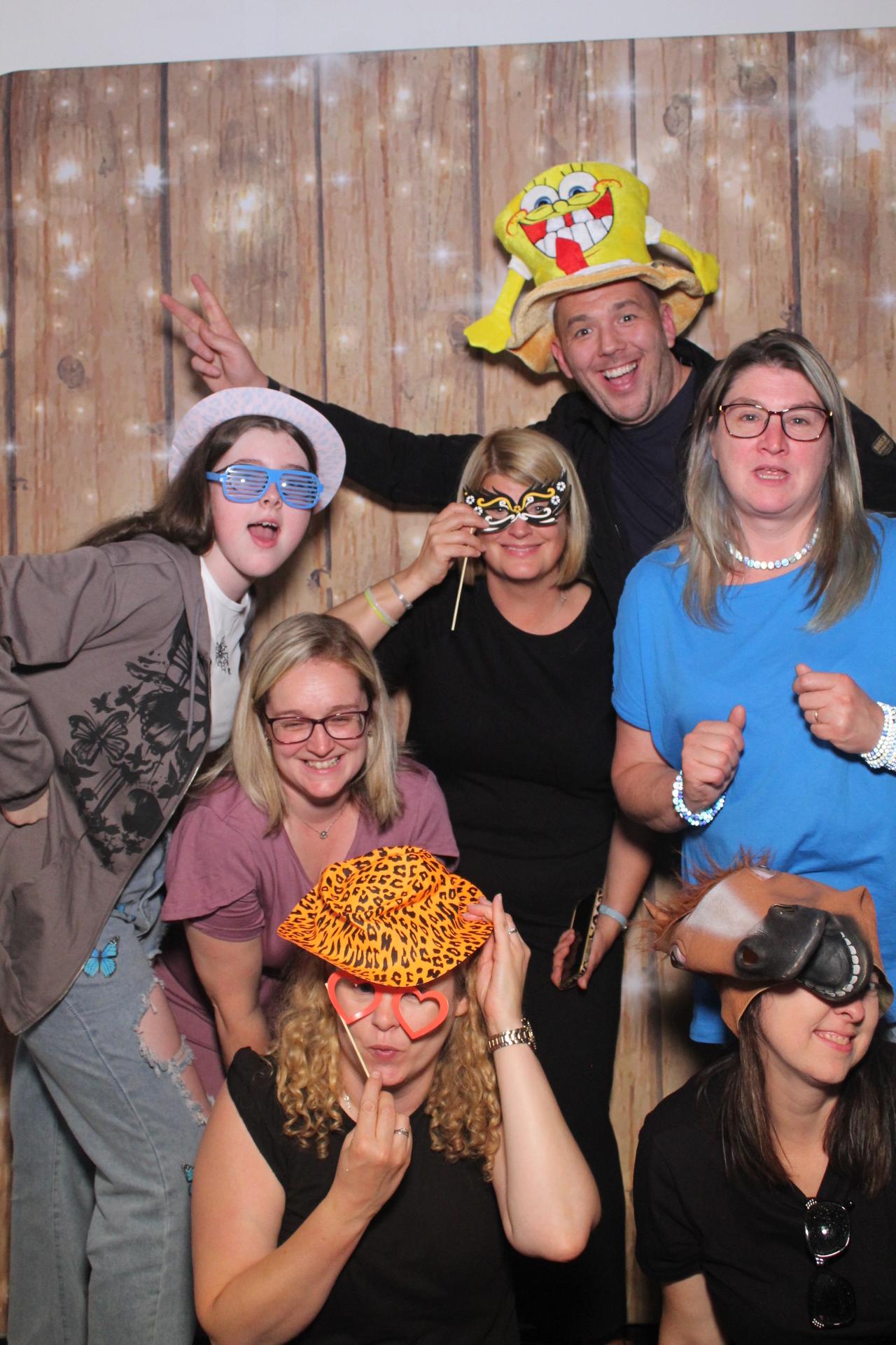 Oakworth Year 6 Leavers Party  | View more photos from the event at gallery.magicimages.uk/u/MagicImages/Oakworth-Year-6-Leavers-Party