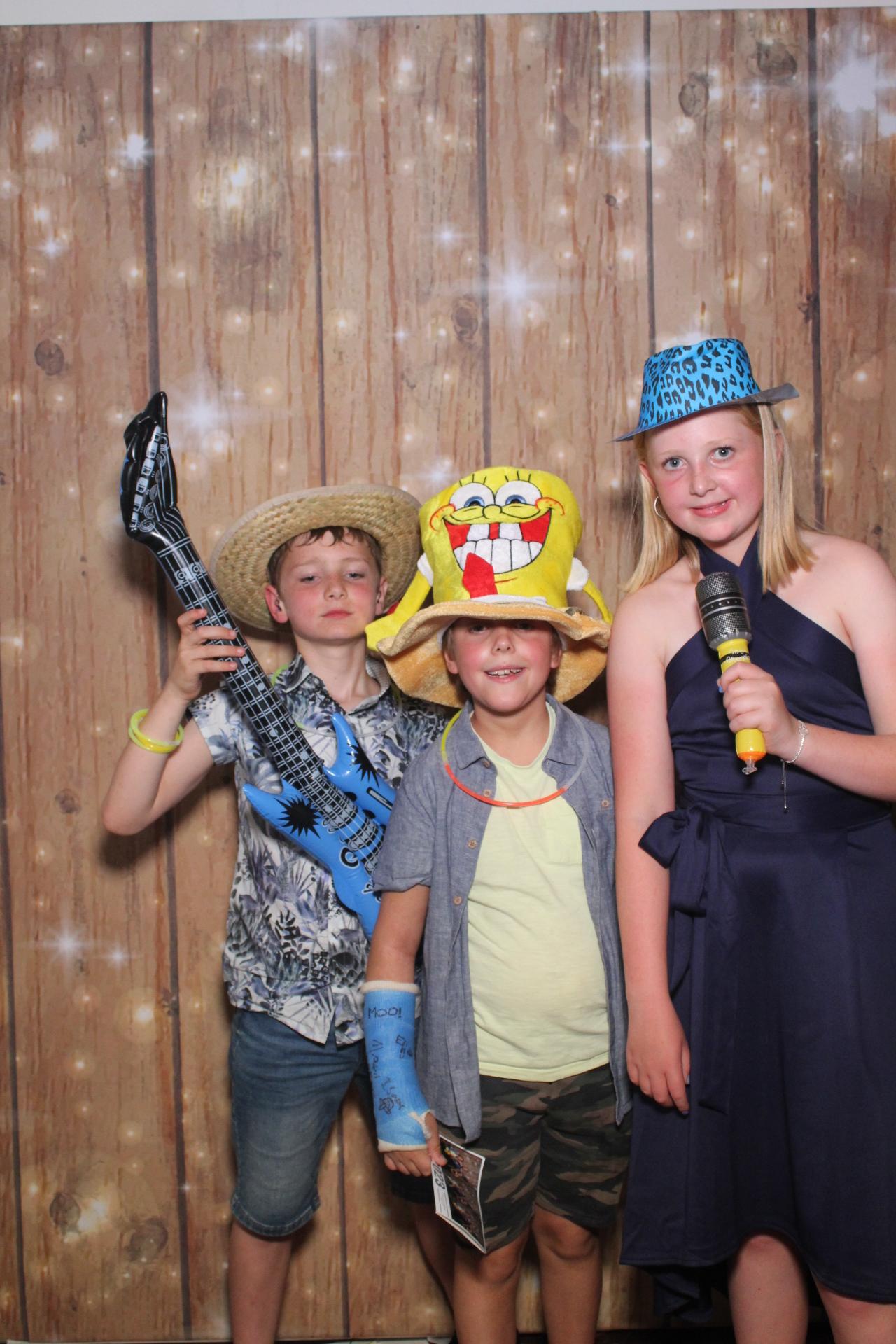 Oakworth Year 6 Leavers Party  | View more photos from the event at gallery.magicimages.uk/u/MagicImages/Oakworth-Year-6-Leavers-Party