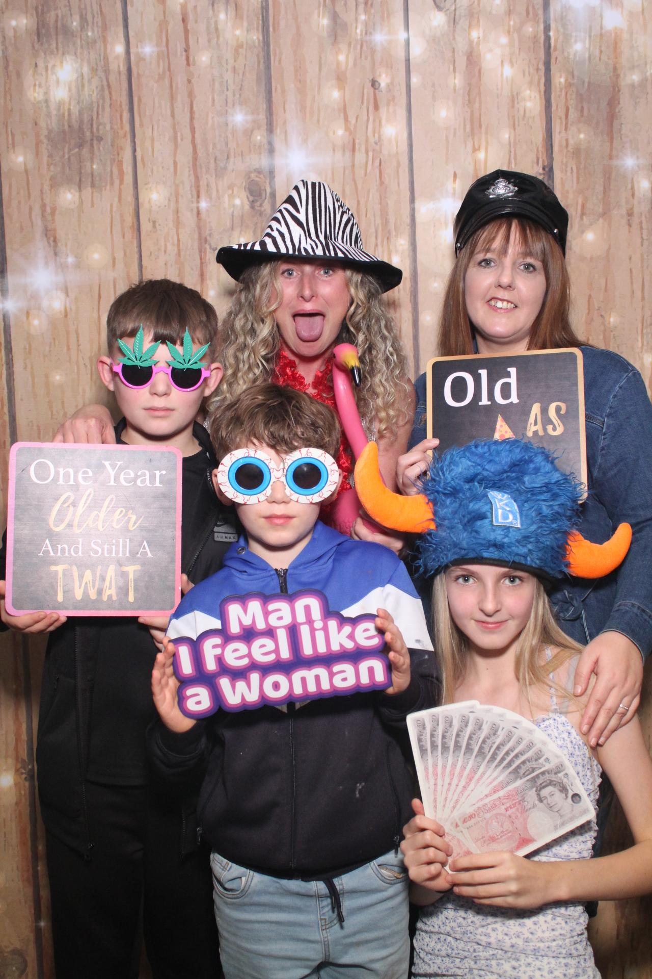 Olivia & Joanne Birthdays  | View more photos from the event at gallery.magicimages.uk/u/MagicImages/Olivia-Joanne-Birthdays