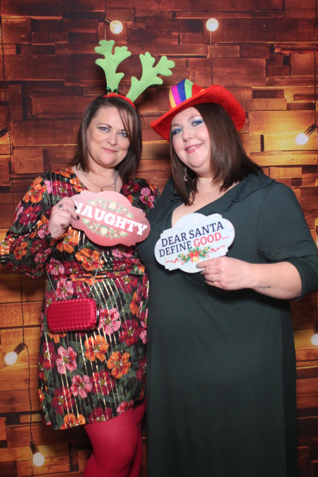 Ramsdens Christmas Party   | View more photos from the event at gallery.magicimages.uk/u/MagicImages/Ramsdens-Christmas-Party-0