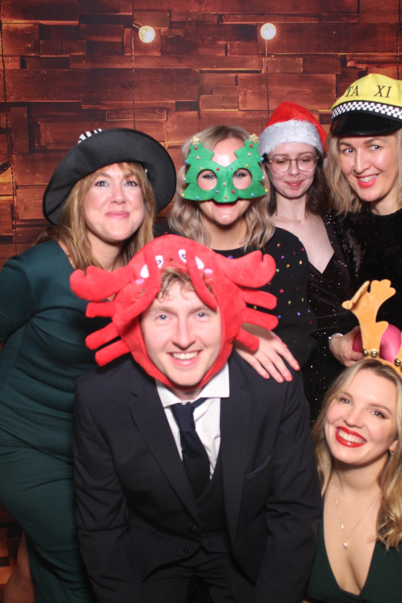 Ramsdens Christmas Party   | View more photos from the event at gallery.magicimages.uk/u/MagicImages/Ramsdens-Christmas-Party-0