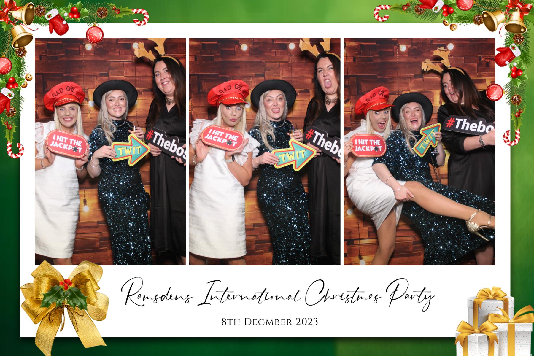 Ramsdens Christmas Party   | View more photos from the event at gallery.magicimages.uk/u/MagicImages/Ramsdens-Christmas-Party-0