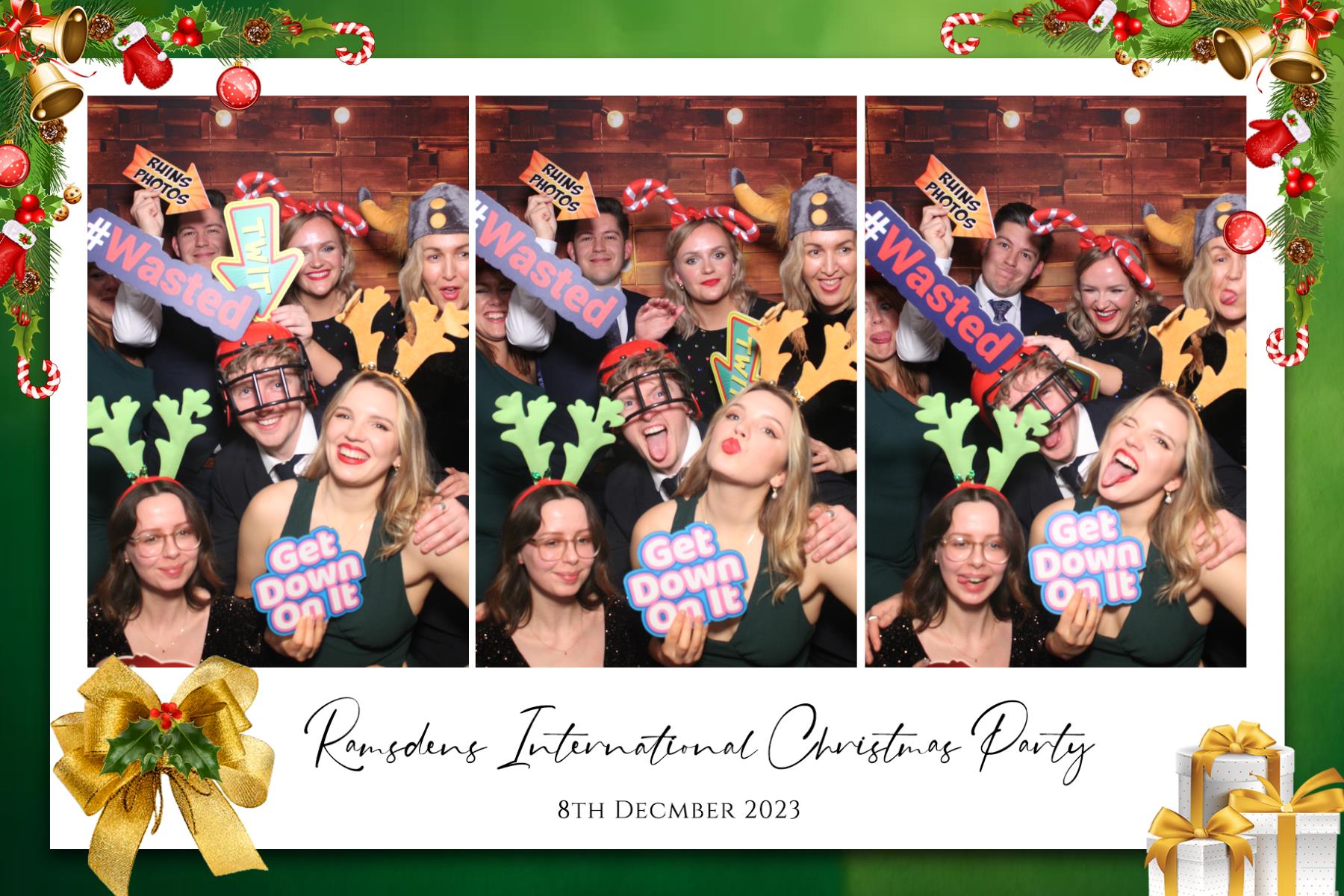 Ramsdens Christmas Party   | View more photos from the event at gallery.magicimages.uk/u/MagicImages/Ramsdens-Christmas-Party-0