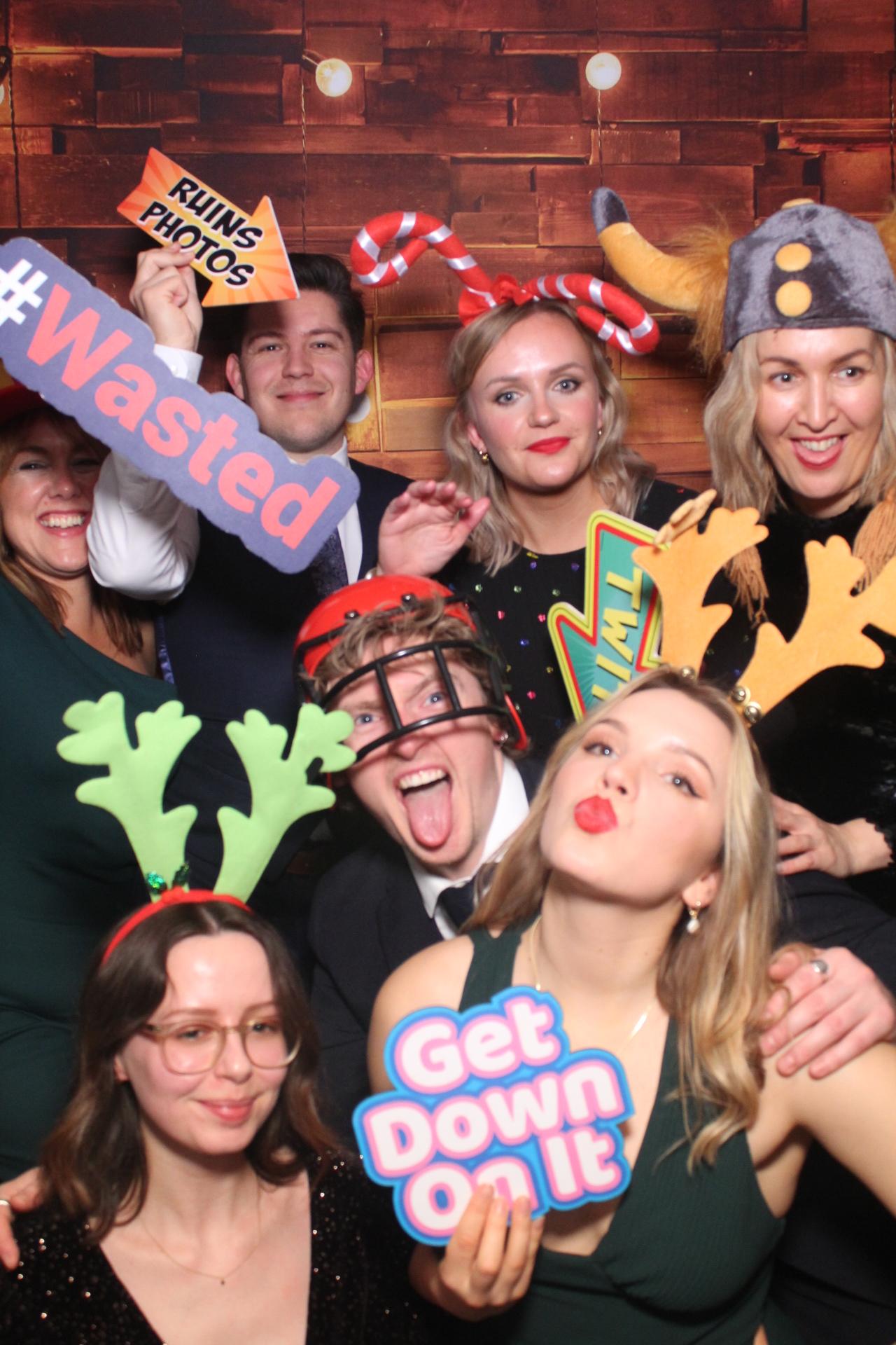 Ramsdens Christmas Party   | View more photos from the event at gallery.magicimages.uk/u/MagicImages/Ramsdens-Christmas-Party-0