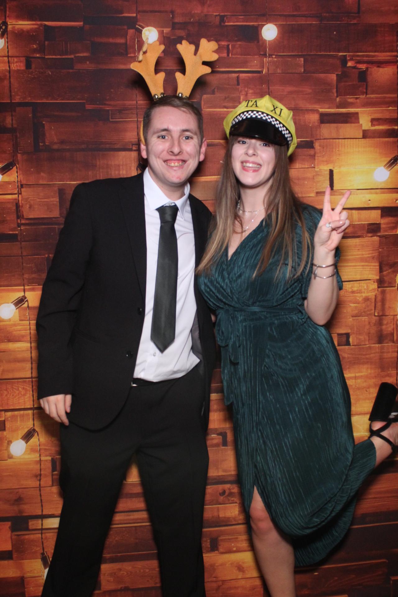 Ramsdens Christmas Party   | View more photos from the event at gallery.magicimages.uk/u/MagicImages/Ramsdens-Christmas-Party-0