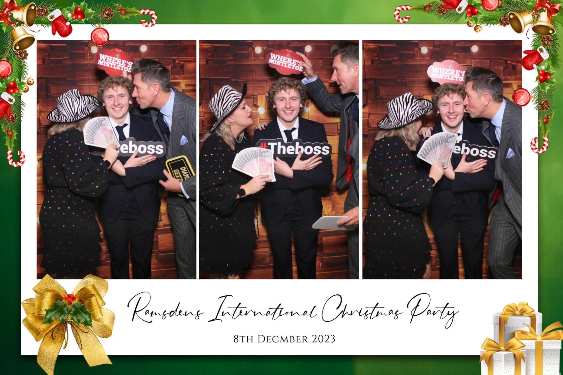 Ramsdens Christmas Party   | View more photos from the event at gallery.magicimages.uk/u/MagicImages/Ramsdens-Christmas-Party-0