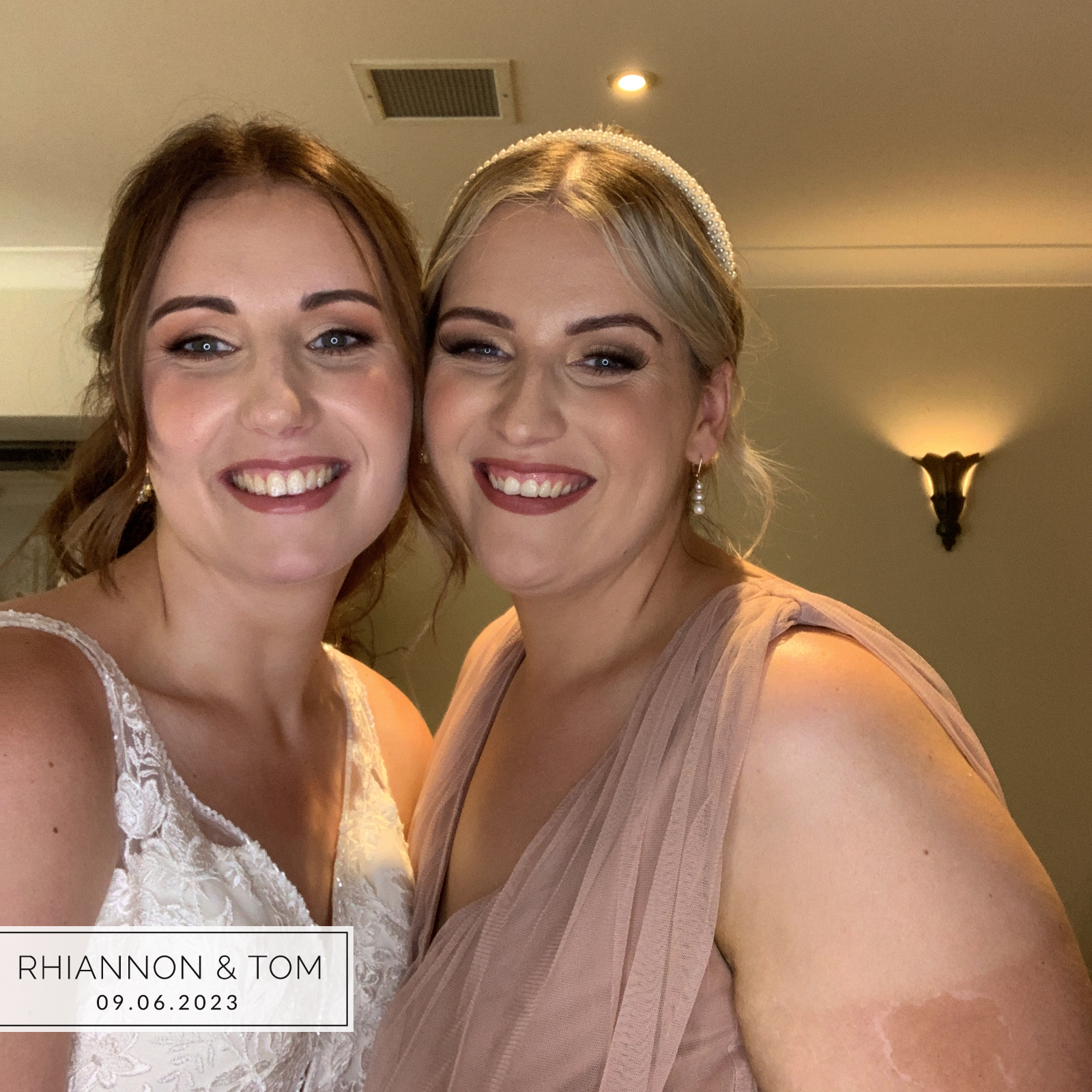 Rhiannon & Tom | View more photos from the event at gallery.magicimages.uk/u/MagicImages/Rhiannon-Tom