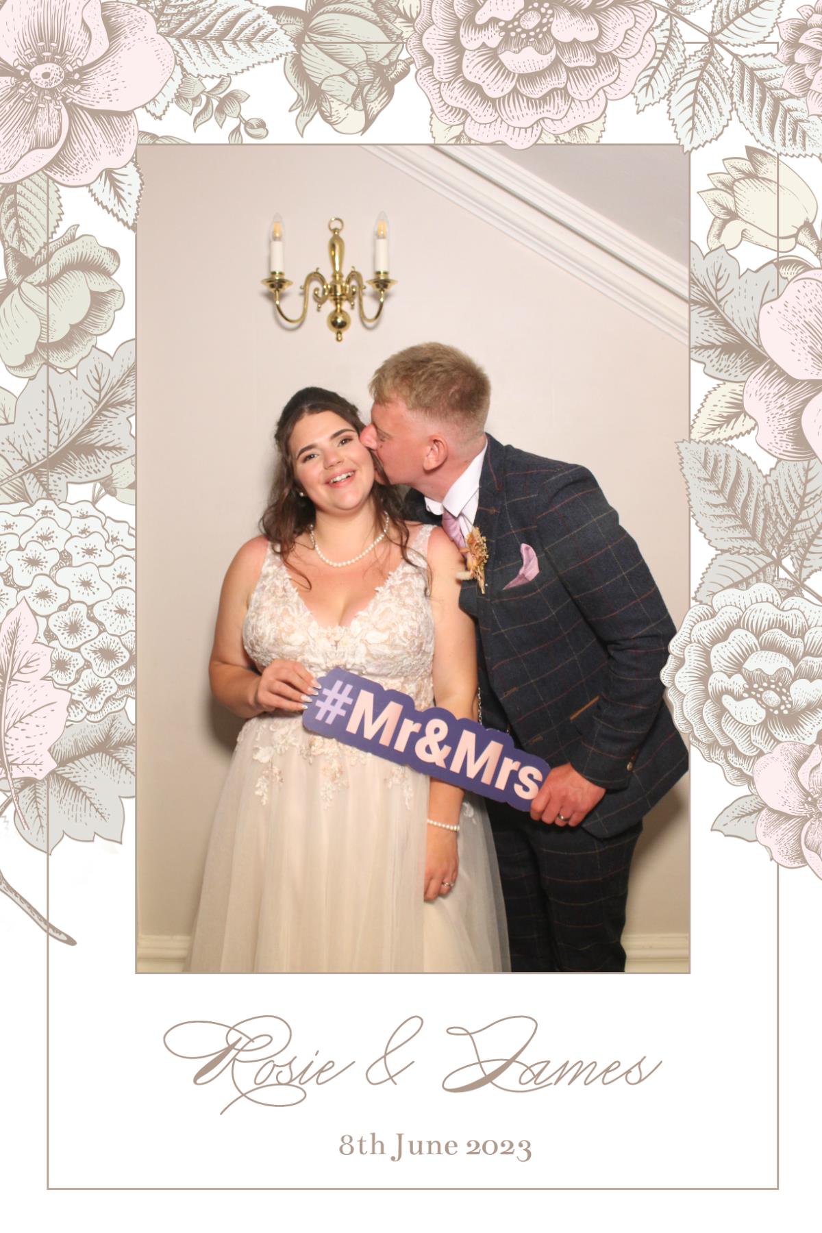 Rosie and James’s Wedding | View more photos from the event at gallery.magicimages.uk/u/MagicImages/Rosie-and-James’s-Wedding