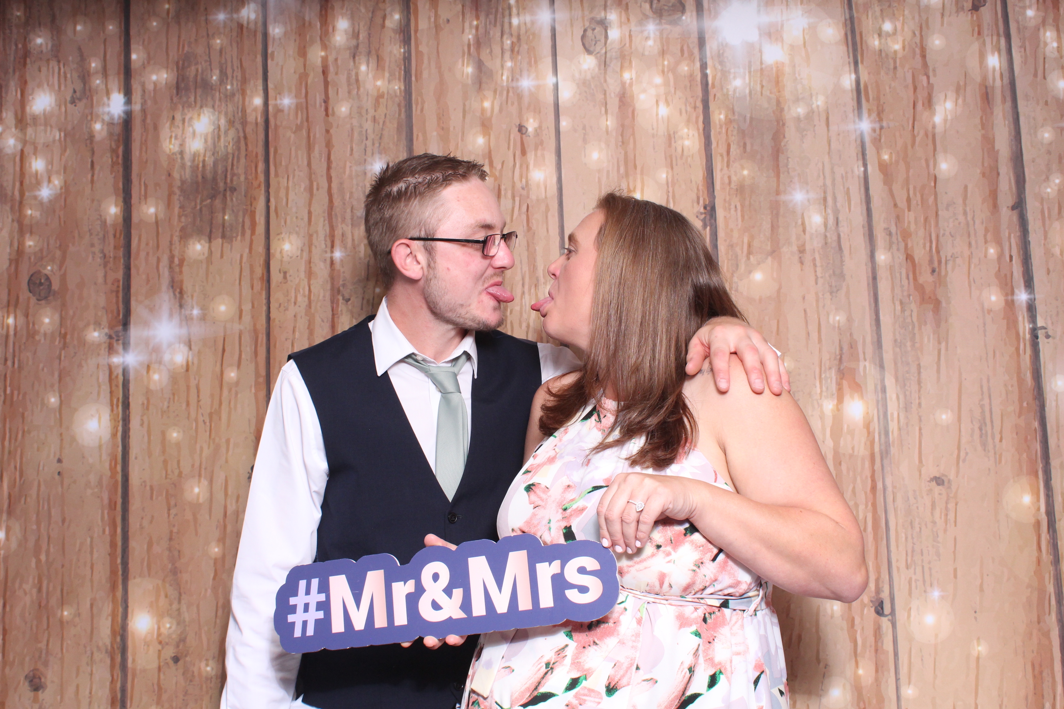 Sean & Shenley  | View more photos from the event at gallery.magicimages.uk/u/MagicImages/Sean-Shenley