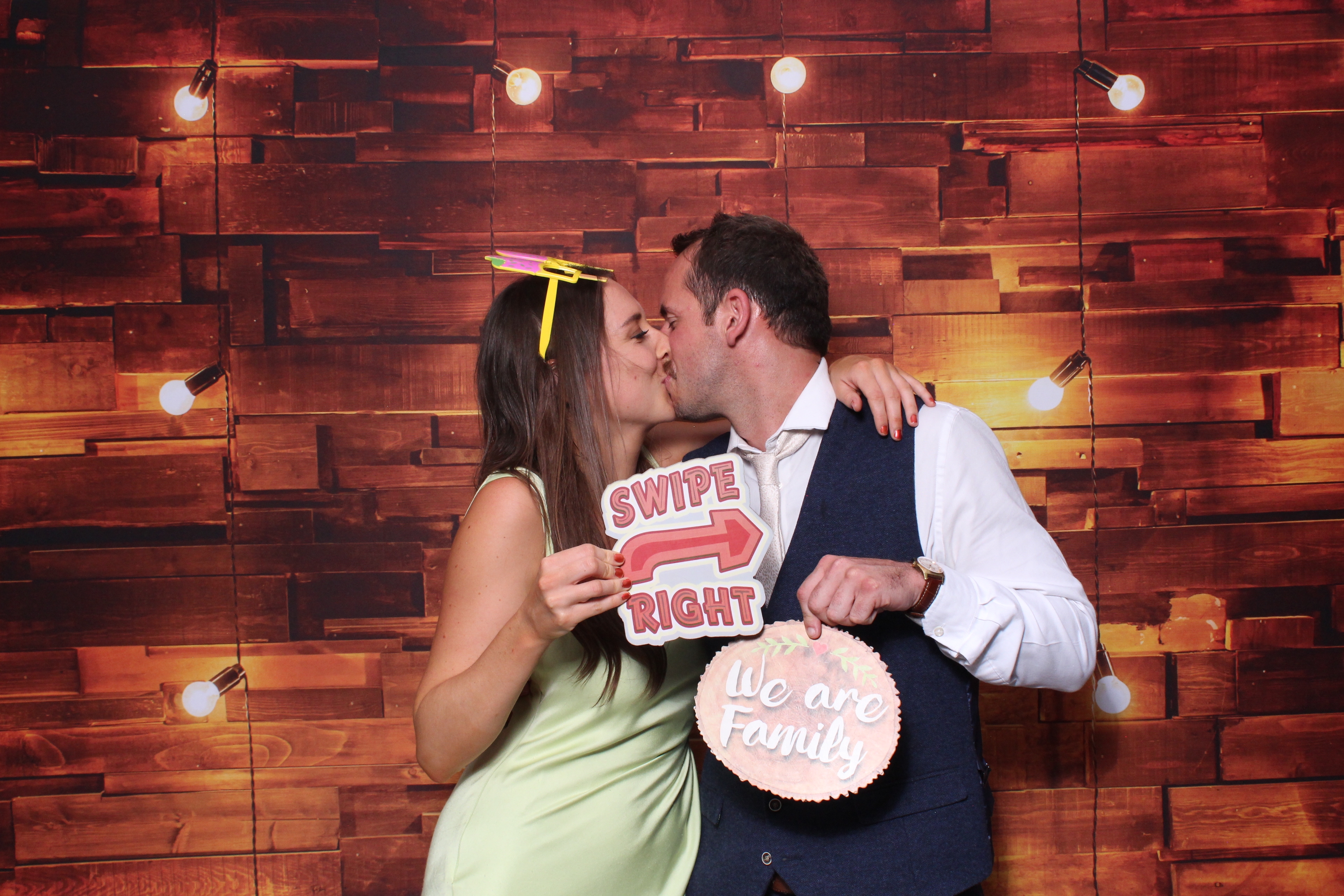 Stacey and Reece | View more photos from the event at gallery.magicimages.uk/u/MagicImages/Stacey-and-Reece