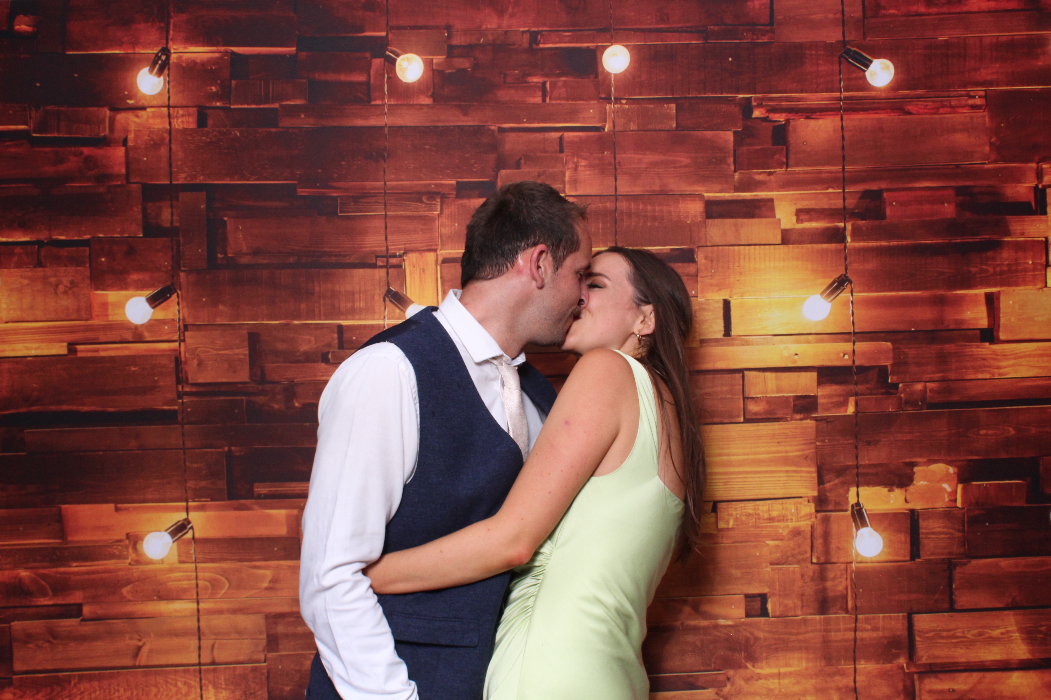 Stacey and Reece | View more photos from the event at gallery.magicimages.uk/u/MagicImages/Stacey-and-Reece