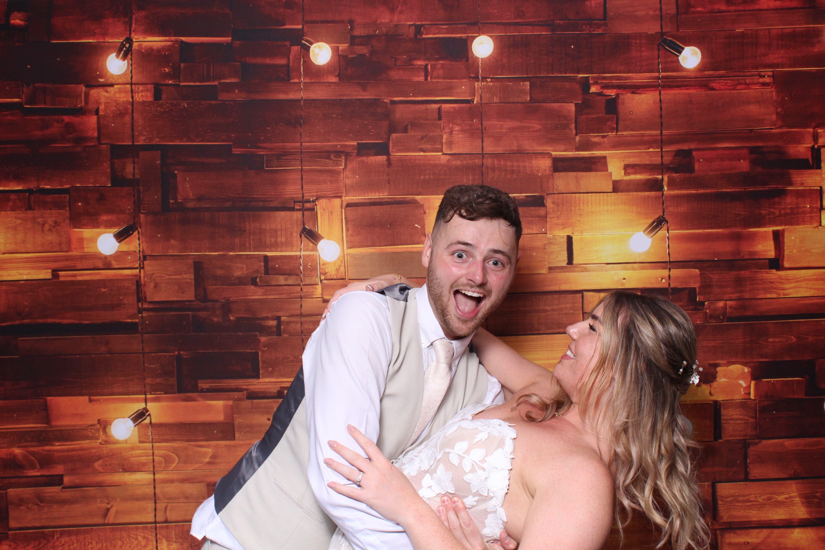 Stacey and Reece | View more photos from the event at gallery.magicimages.uk/u/MagicImages/Stacey-and-Reece