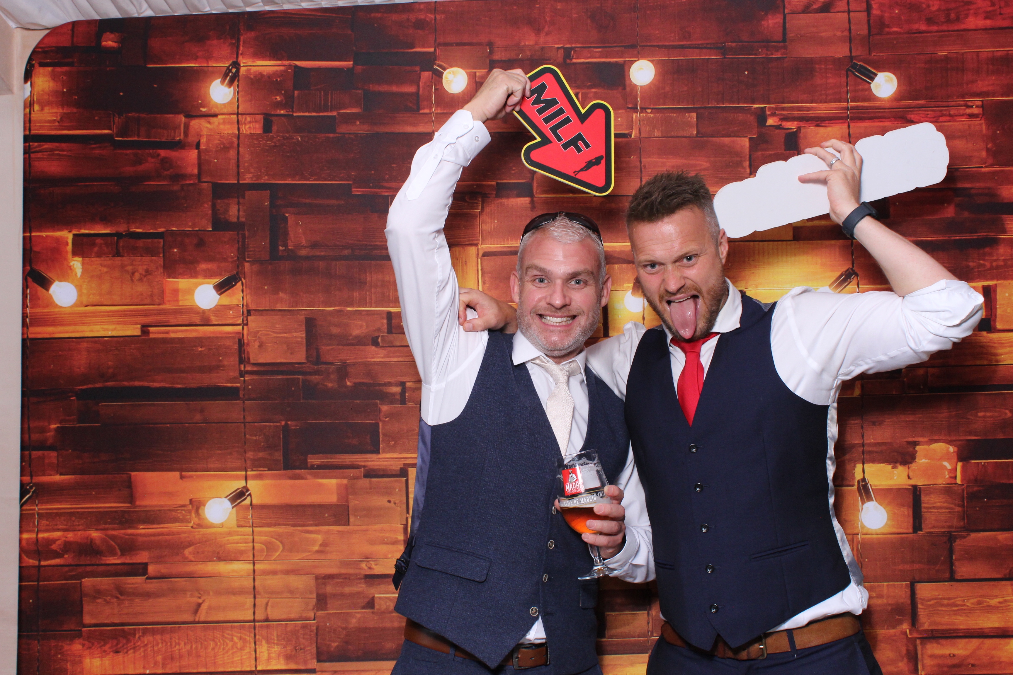 Stacey and Reece | View more photos from the event at gallery.magicimages.uk/u/MagicImages/Stacey-and-Reece