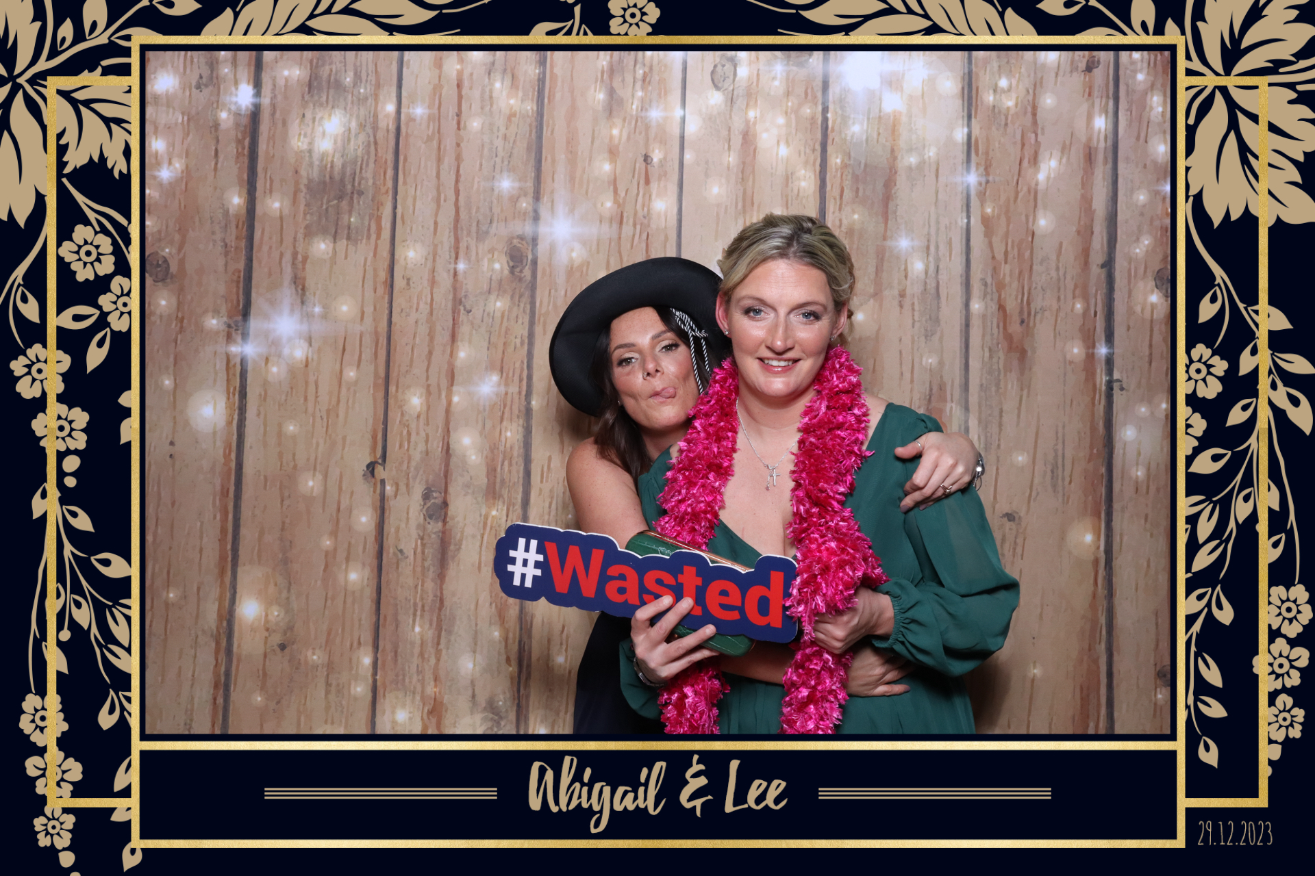 Abigail & Lee  | View more photos from the event at gallery.magicimages.uk/u/MagicImages/Abigail-Lee
