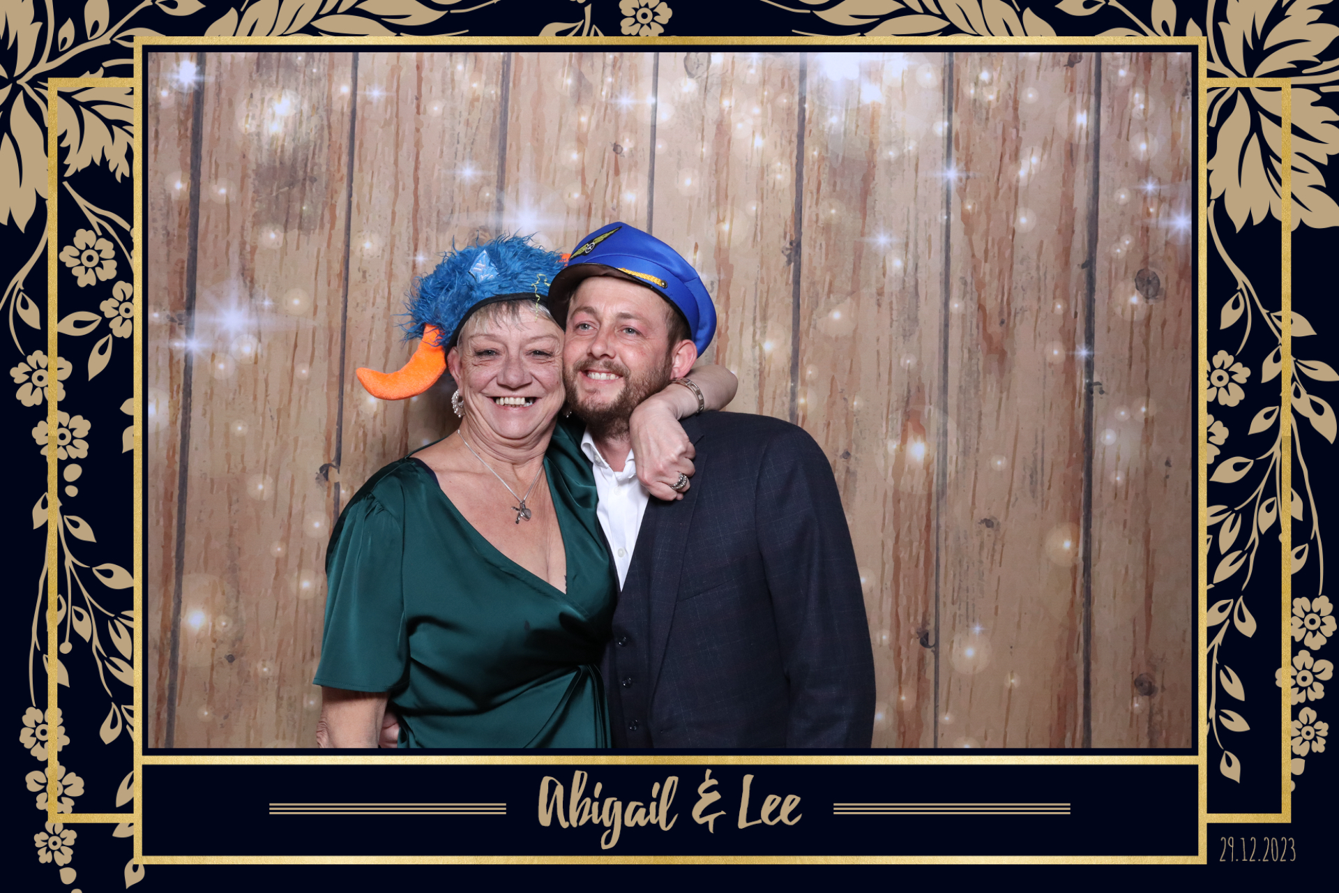 Abigail & Lee  | View more photos from the event at gallery.magicimages.uk/u/MagicImages/Abigail-Lee