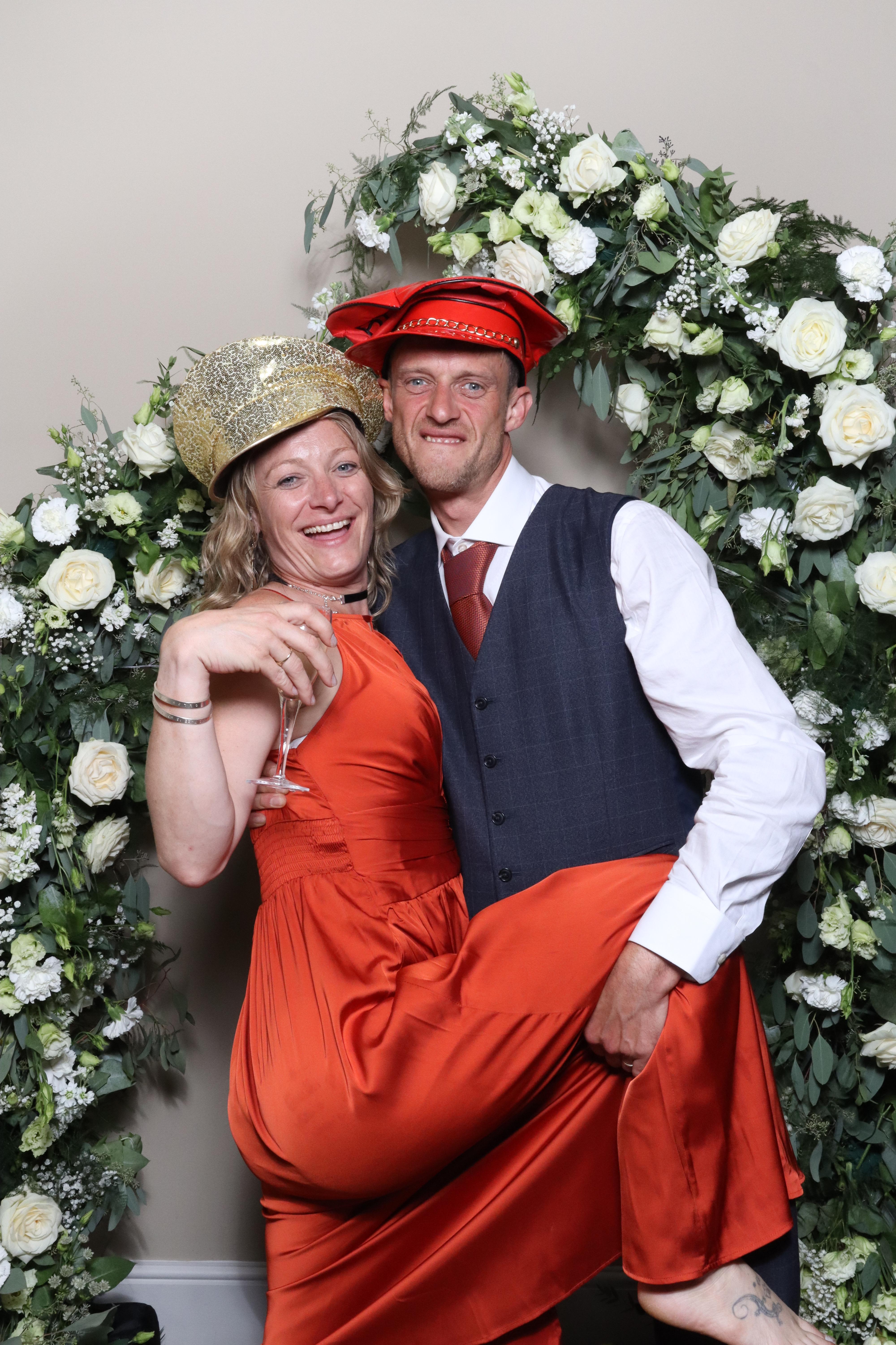 Amanda & Sam  | View more photos from the event at gallery.magicimages.uk/u/MagicImages/Amanda-Sam
