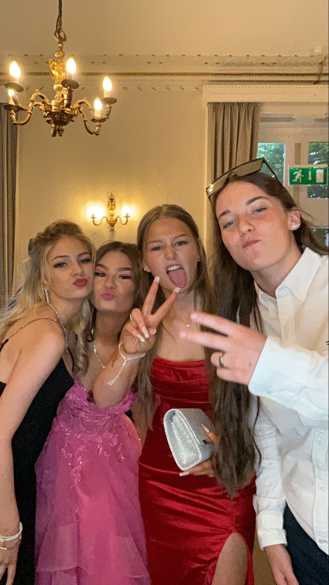 Baysgarth Prom  | View more photos from the event at gallery.magicimages.uk/u/MagicImages/Baysgarth-Prom