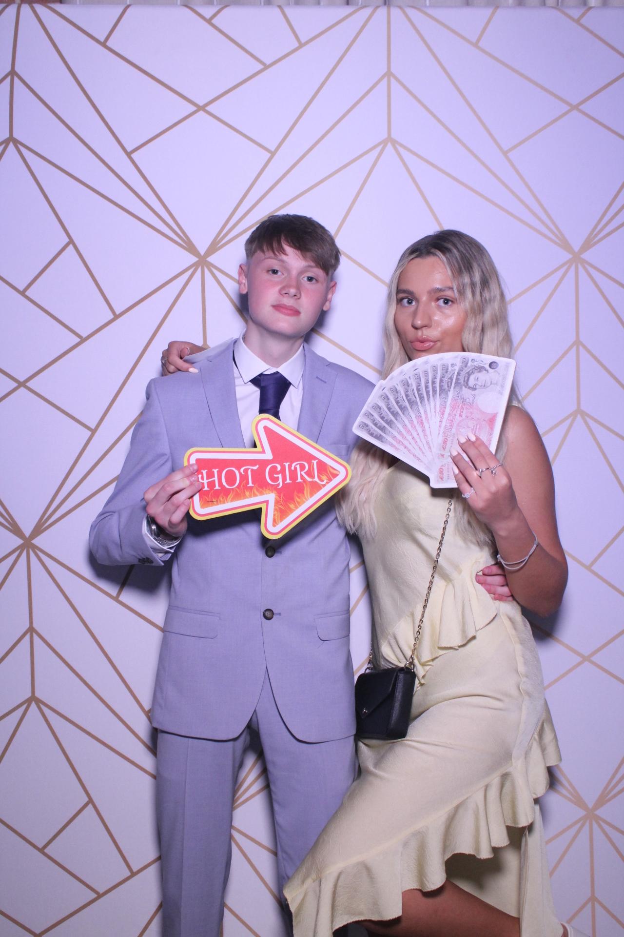 Beacon Prom  | View more photos from the event at gallery.magicimages.uk/u/MagicImages/Beacon-Prom