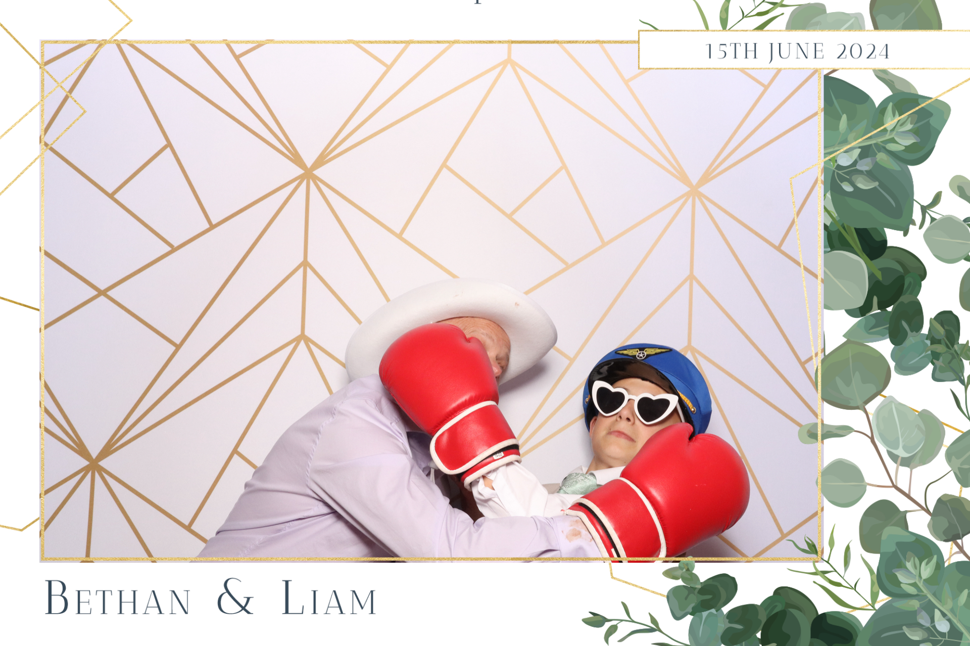 Bethan & Liam  | View more photos from the event at gallery.magicimages.uk/u/MagicImages/Bethan-Liam