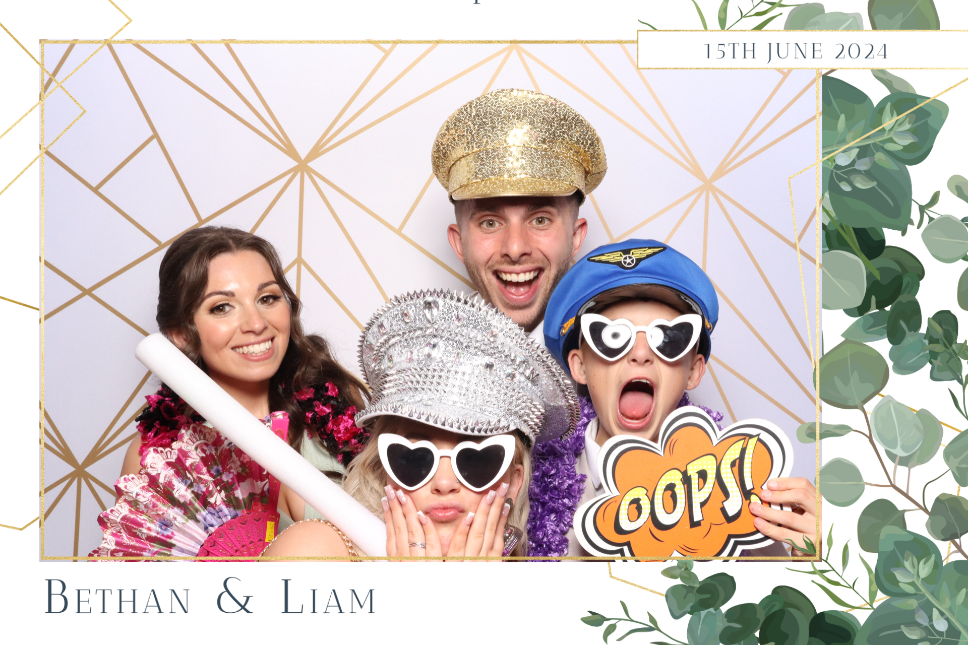 Bethan & Liam  | View more photos from the event at gallery.magicimages.uk/u/MagicImages/Bethan-Liam