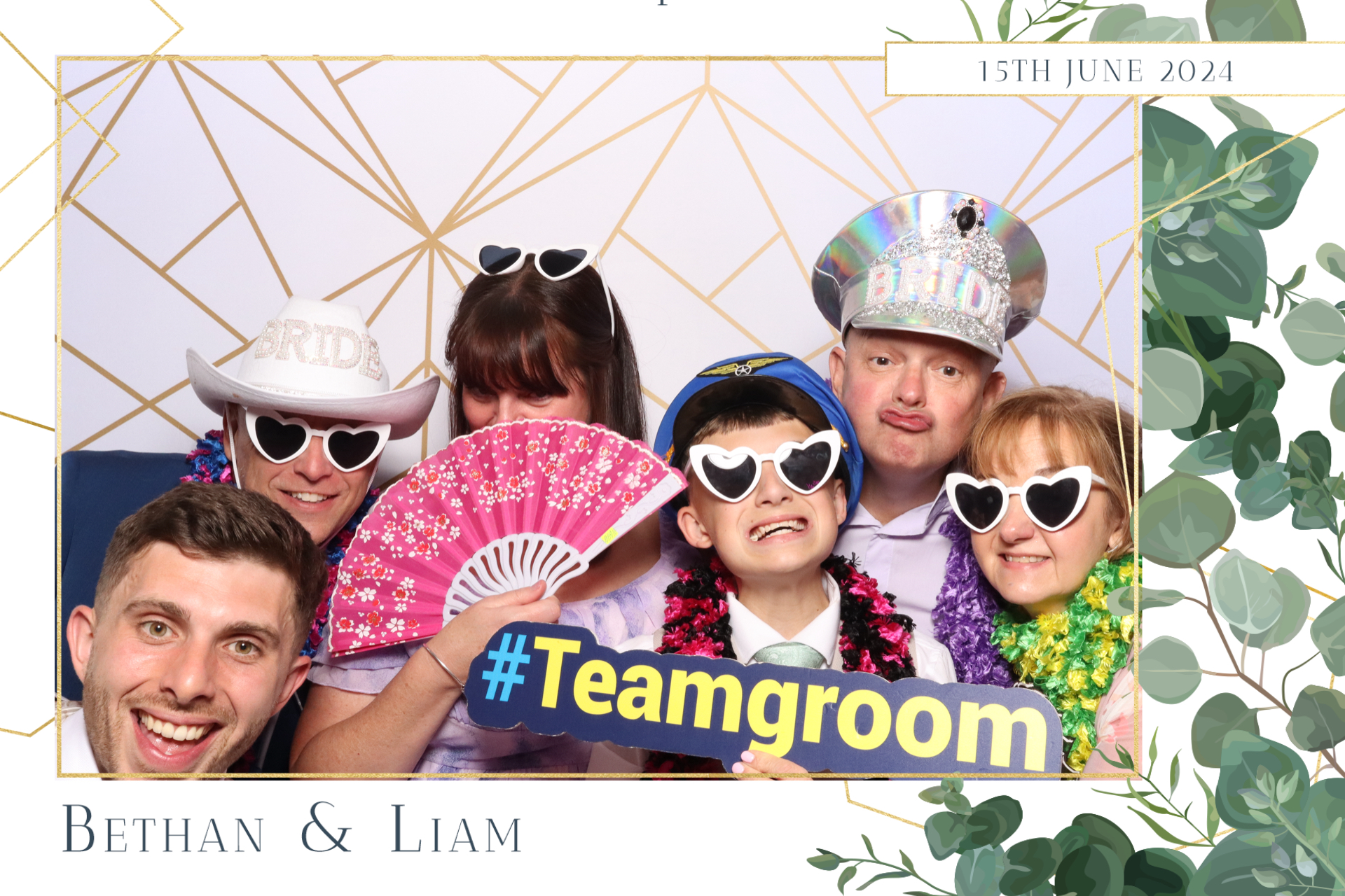 Bethan & Liam  | View more photos from the event at gallery.magicimages.uk/u/MagicImages/Bethan-Liam