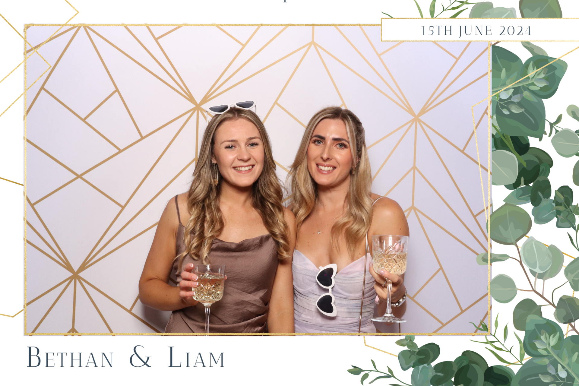 Bethan & Liam  | View more photos from the event at gallery.magicimages.uk/u/MagicImages/Bethan-Liam