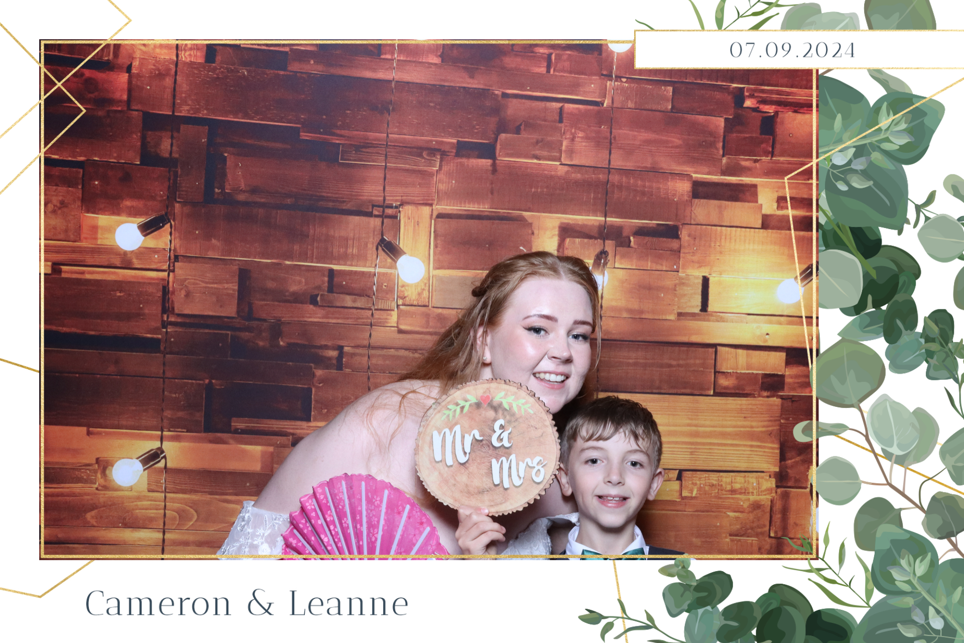 Cameron & Leanne  | View more photos from the event at gallery.magicimages.uk/u/MagicImages/Cameron-Leanne