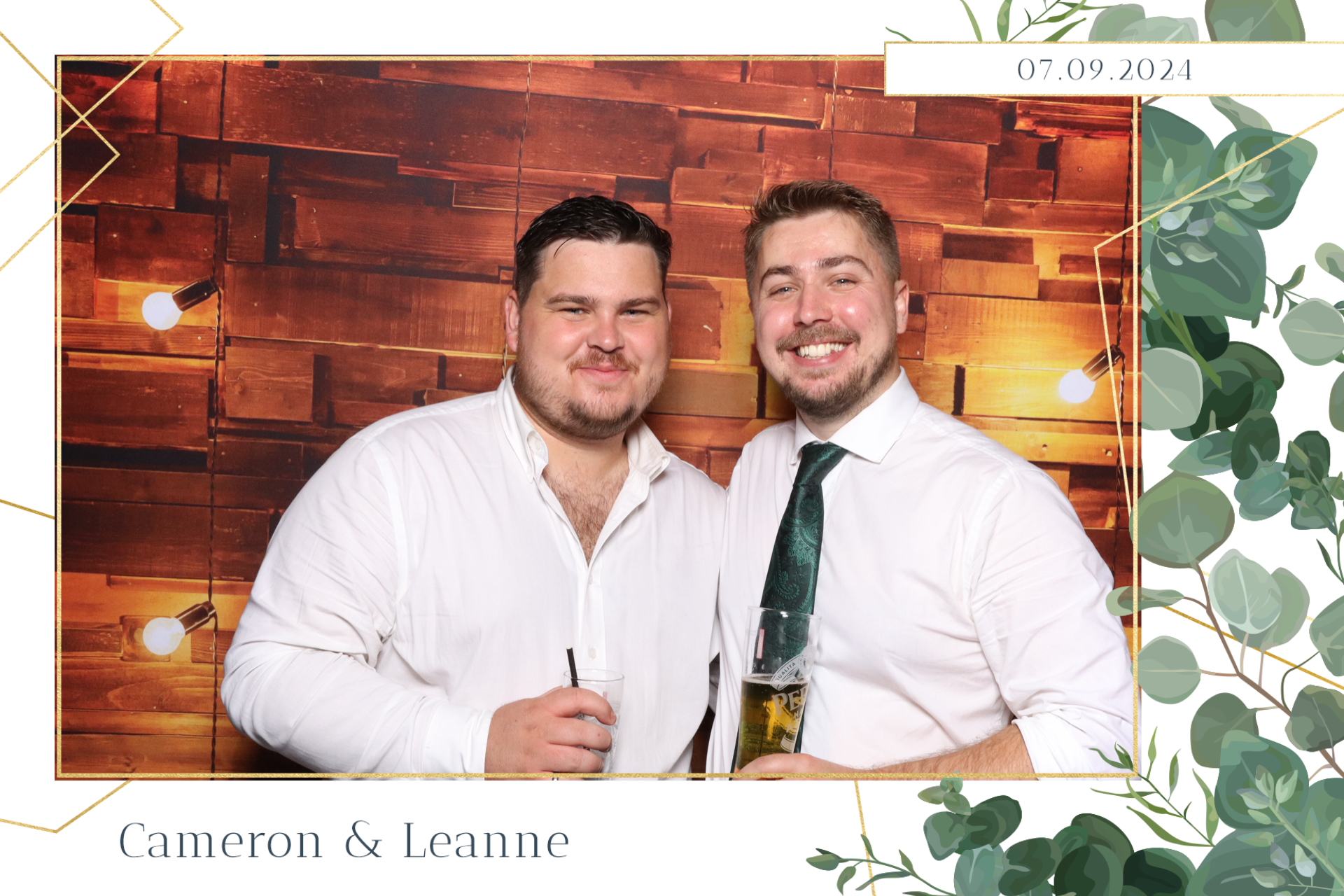 Cameron & Leanne  | View more photos from the event at gallery.magicimages.uk/u/MagicImages/Cameron-Leanne