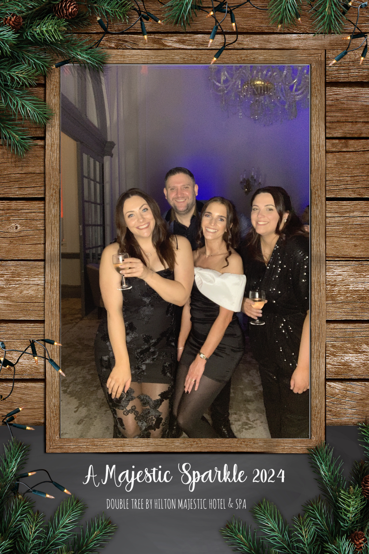 Christmas party  | View more photos from the event at gallery.magicimages.uk/u/MagicImages/Christmas-party-5