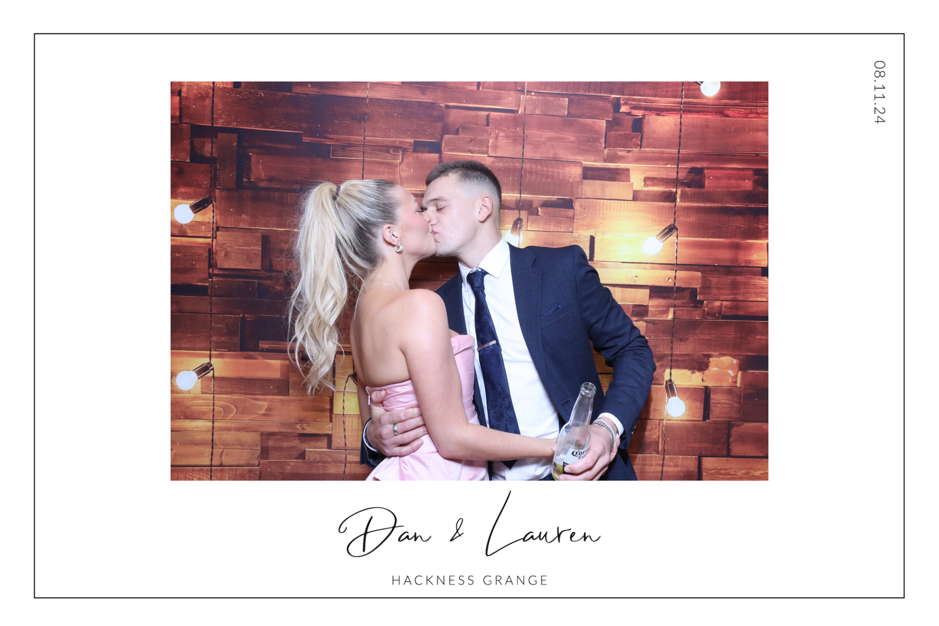 Dan & Lauren | View more photos from the event at gallery.magicimages.uk/u/MagicImages/Dan-Lauren