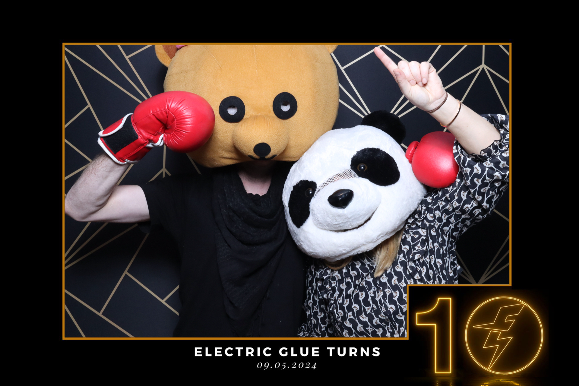 Electric Glue Turns 10  | View more photos from the event at gallery.magicimages.uk/u/MagicImages/Electric-Glue-Turns-10