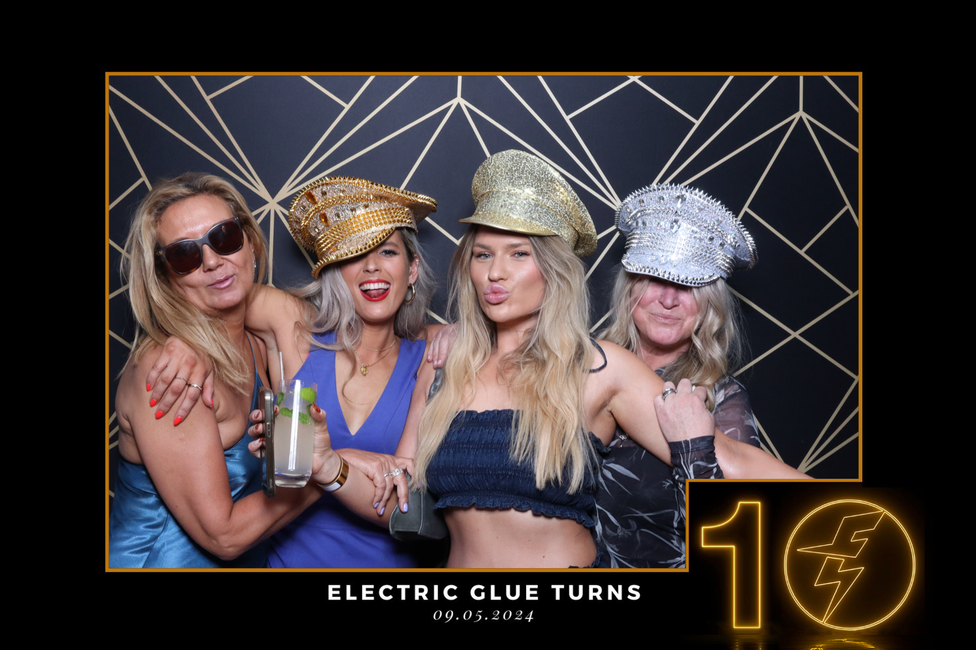 Electric Glue Turns 10  | View more photos from the event at gallery.magicimages.uk/u/MagicImages/Electric-Glue-Turns-10