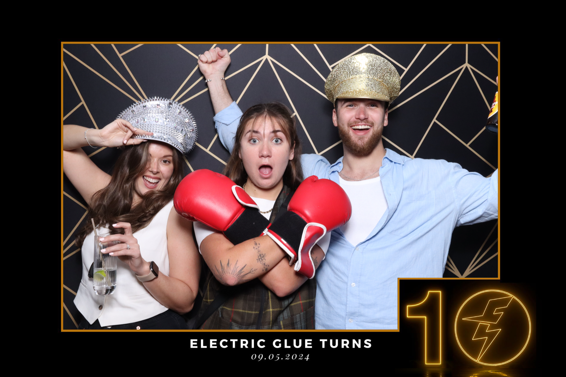 Electric Glue Turns 10  | View more photos from the event at gallery.magicimages.uk/u/MagicImages/Electric-Glue-Turns-10