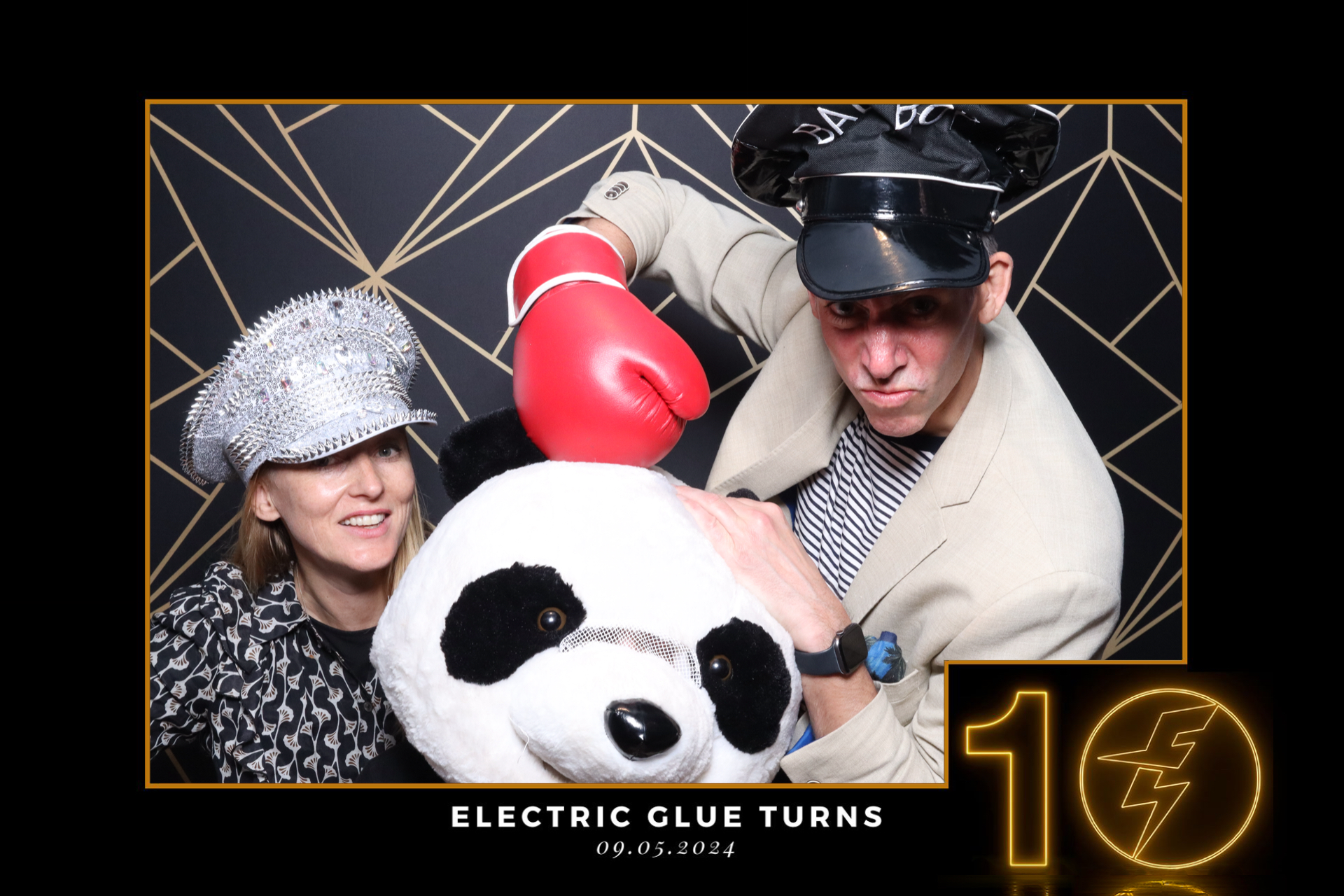 Electric Glue Turns 10  | View more photos from the event at gallery.magicimages.uk/u/MagicImages/Electric-Glue-Turns-10