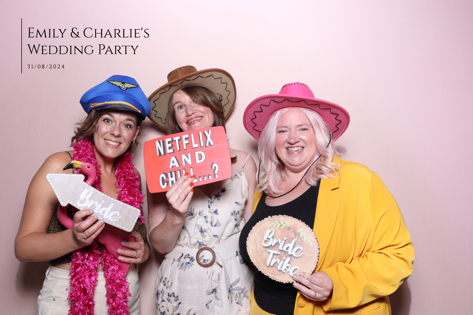 Emily & Charlie's wedding party  | View more photos from the event at gallery.magicimages.uk/u/MagicImages/Emily-Charlies-wedding-party