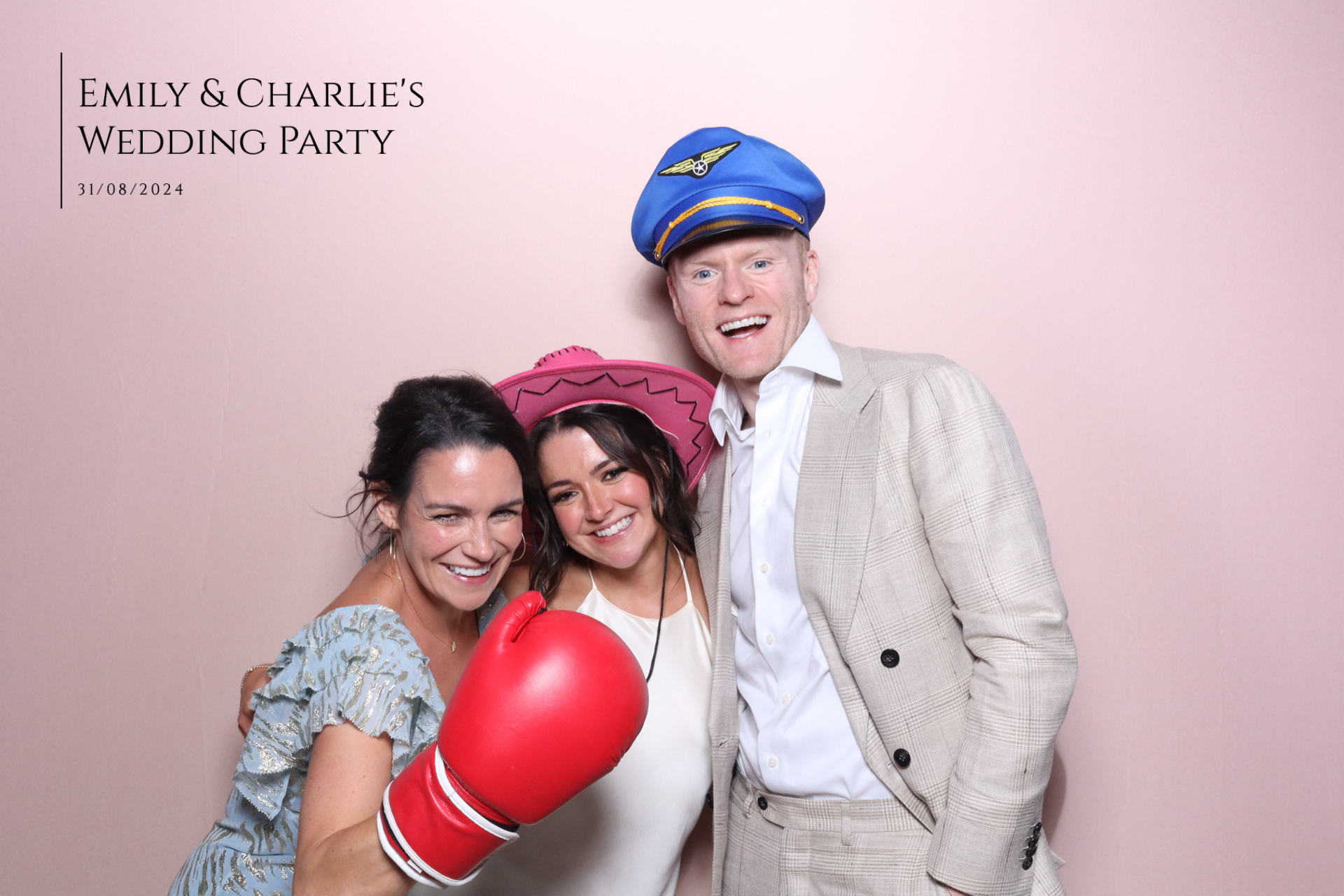 Emily & Charlie's wedding party  | View more photos from the event at gallery.magicimages.uk/u/MagicImages/Emily-Charlies-wedding-party