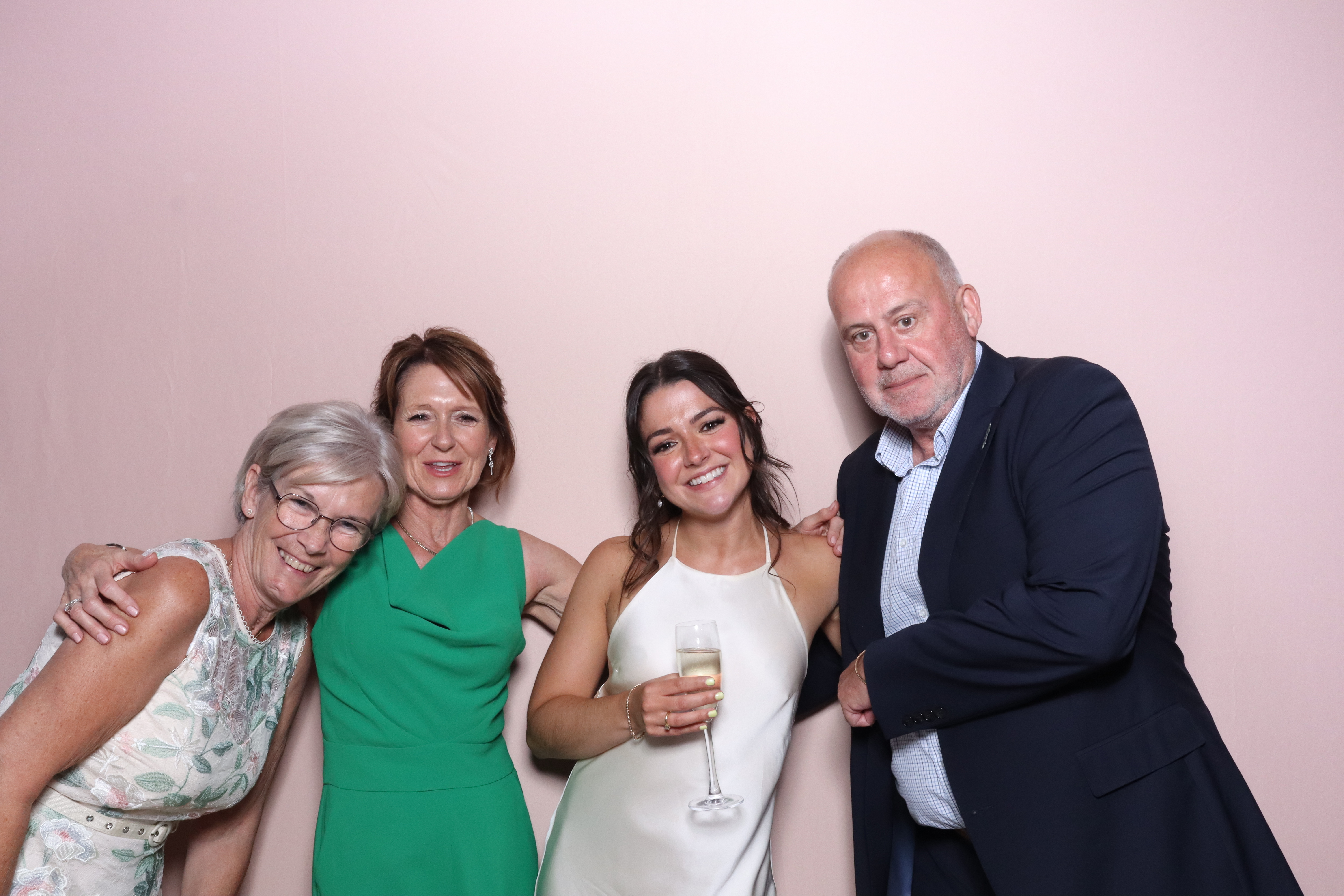Emily & Charlie's wedding party  | View more photos from the event at gallery.magicimages.uk/u/MagicImages/Emily-Charlies-wedding-party
