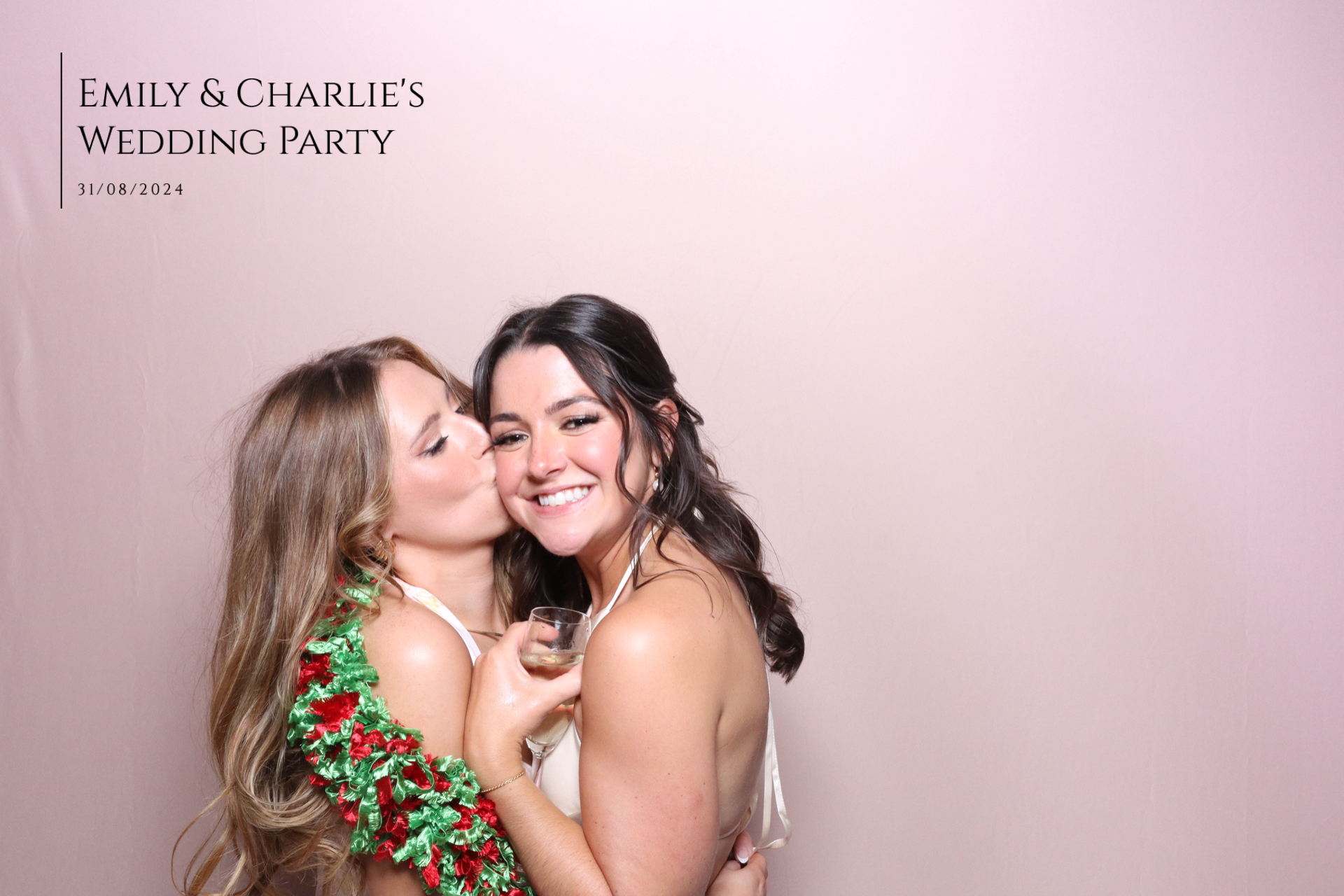 Emily & Charlie's wedding party  | View more photos from the event at gallery.magicimages.uk/u/MagicImages/Emily-Charlies-wedding-party
