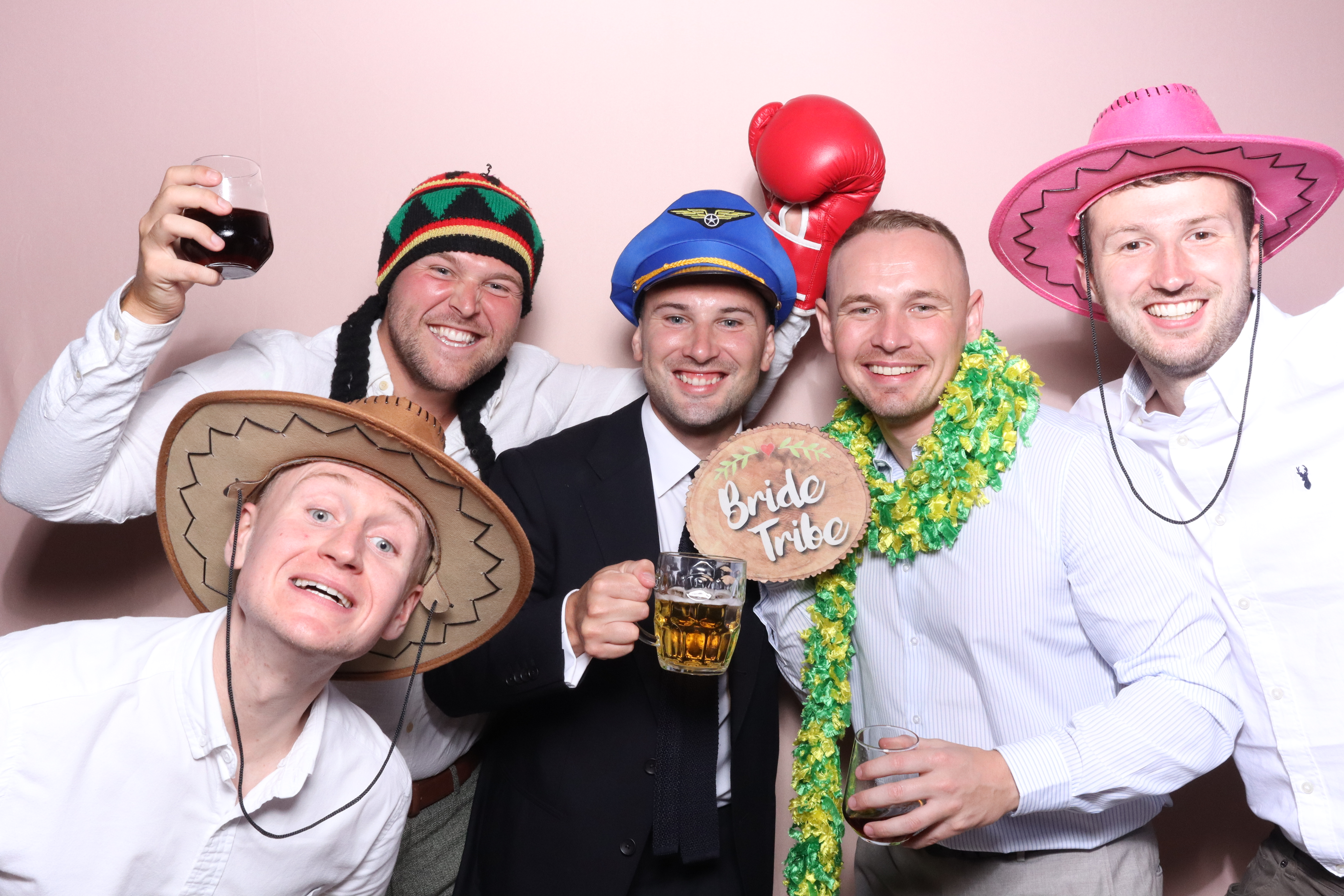 Emily & Charlie's wedding party  | View more photos from the event at gallery.magicimages.uk/u/MagicImages/Emily-Charlies-wedding-party