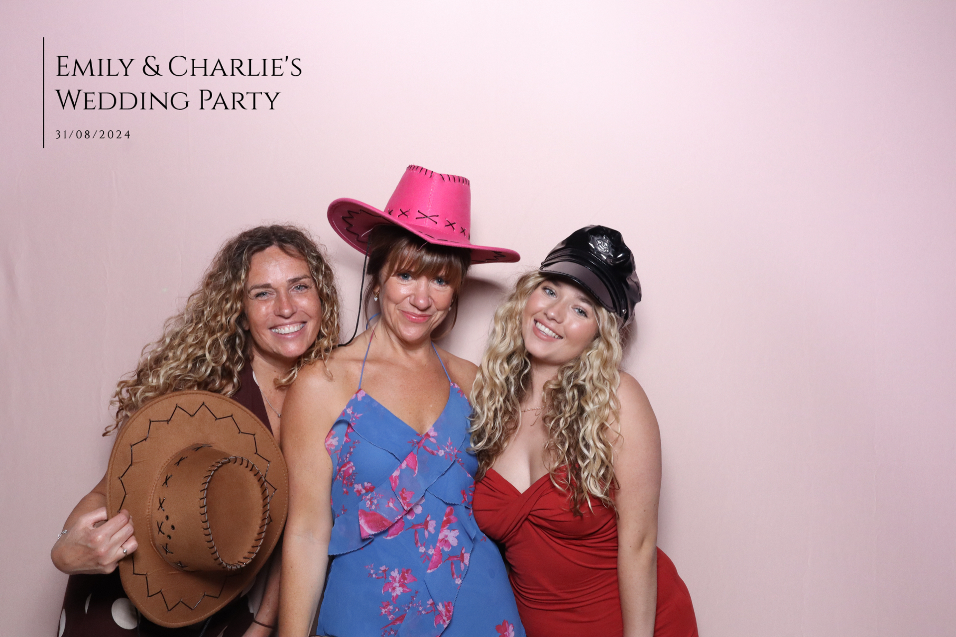 Emily & Charlie's wedding party  | View more photos from the event at gallery.magicimages.uk/u/MagicImages/Emily-Charlies-wedding-party