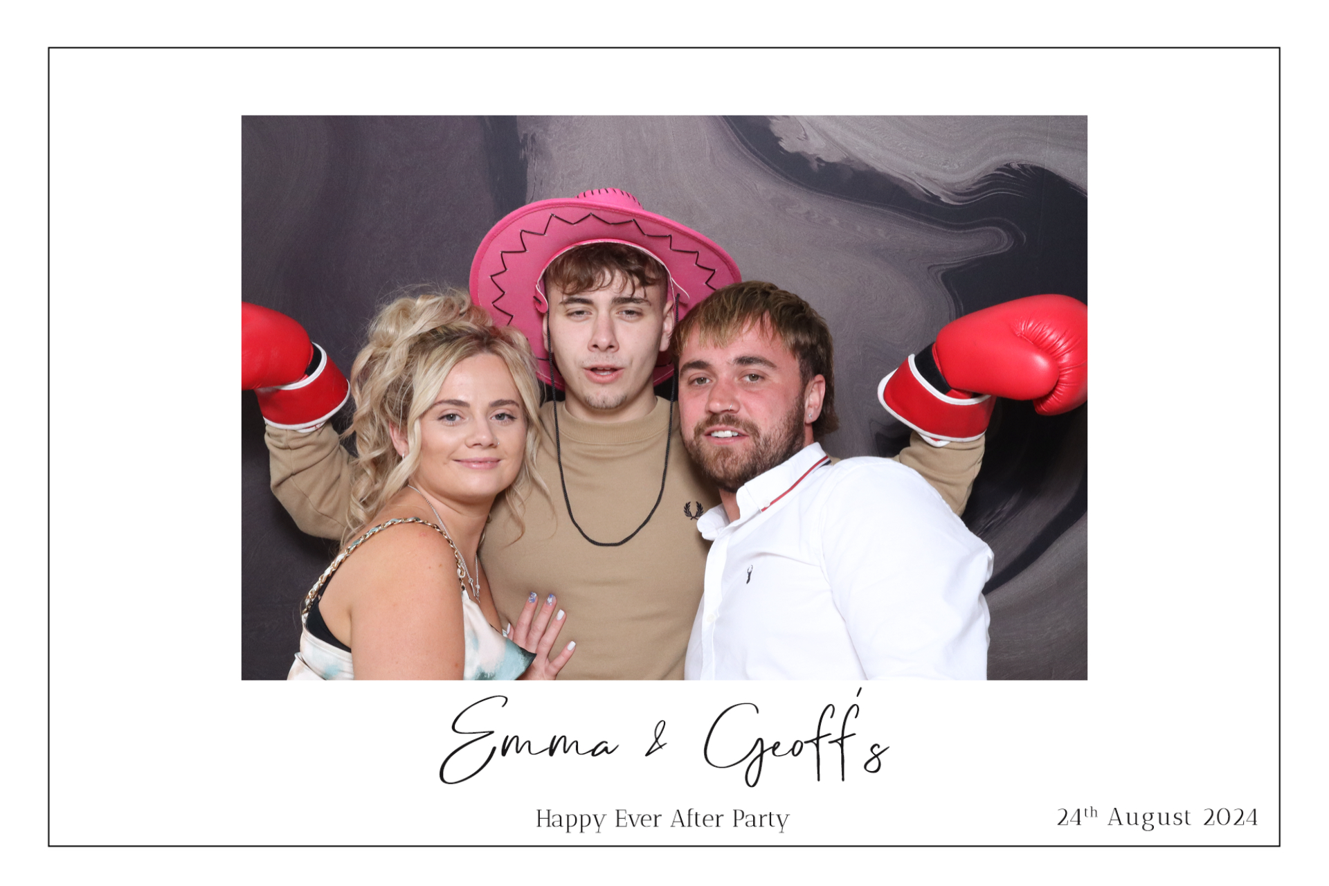 Emma & Geoff  | View more photos from the event at gallery.magicimages.uk/u/MagicImages/Emma-Geoff
