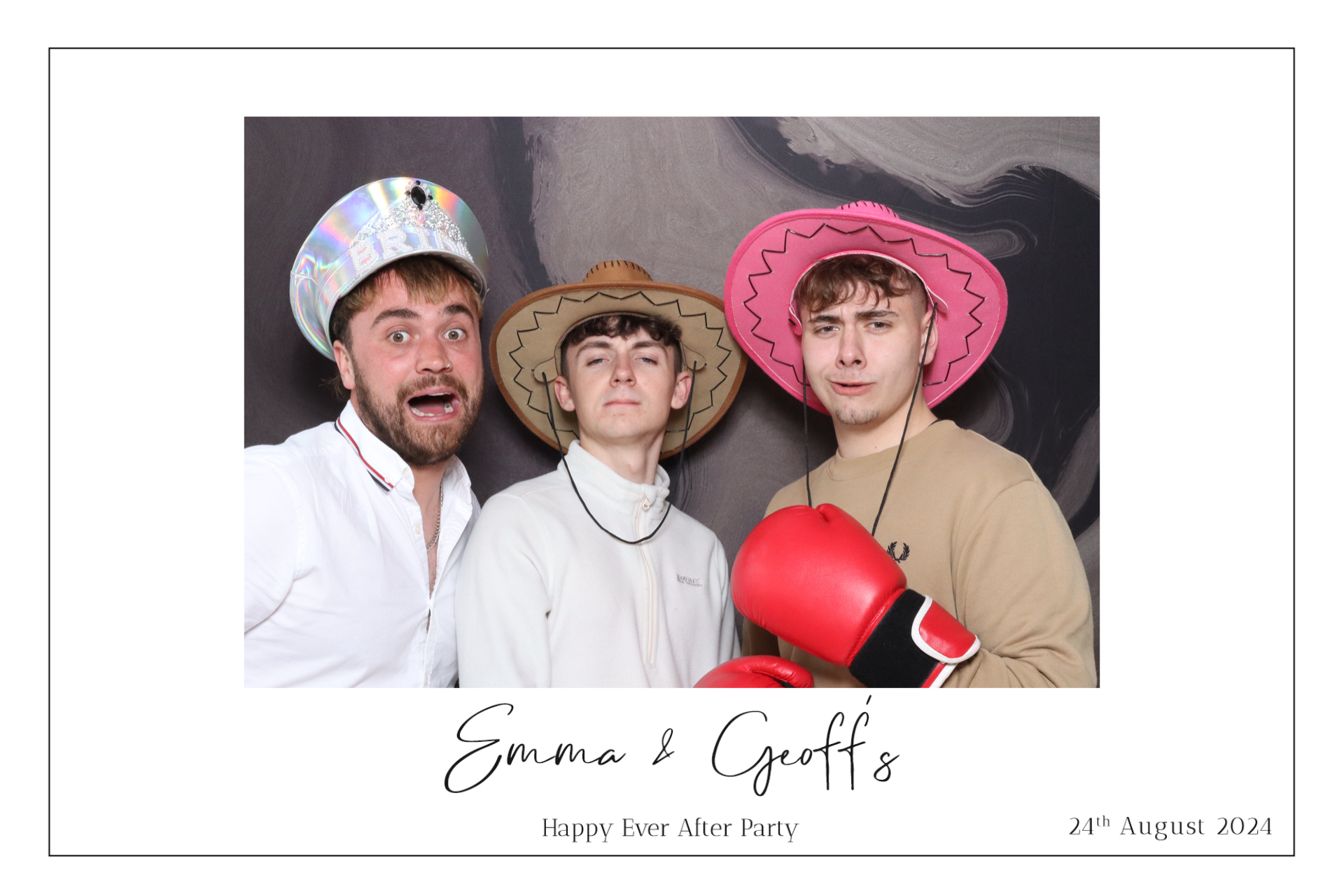 Emma & Geoff  | View more photos from the event at gallery.magicimages.uk/u/MagicImages/Emma-Geoff