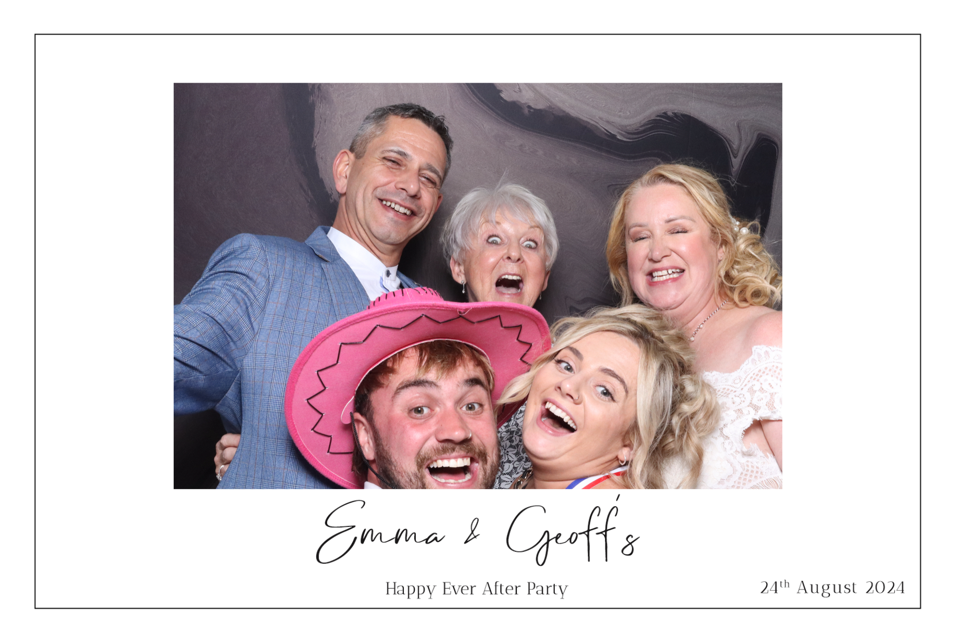 Emma & Geoff  | View more photos from the event at gallery.magicimages.uk/u/MagicImages/Emma-Geoff