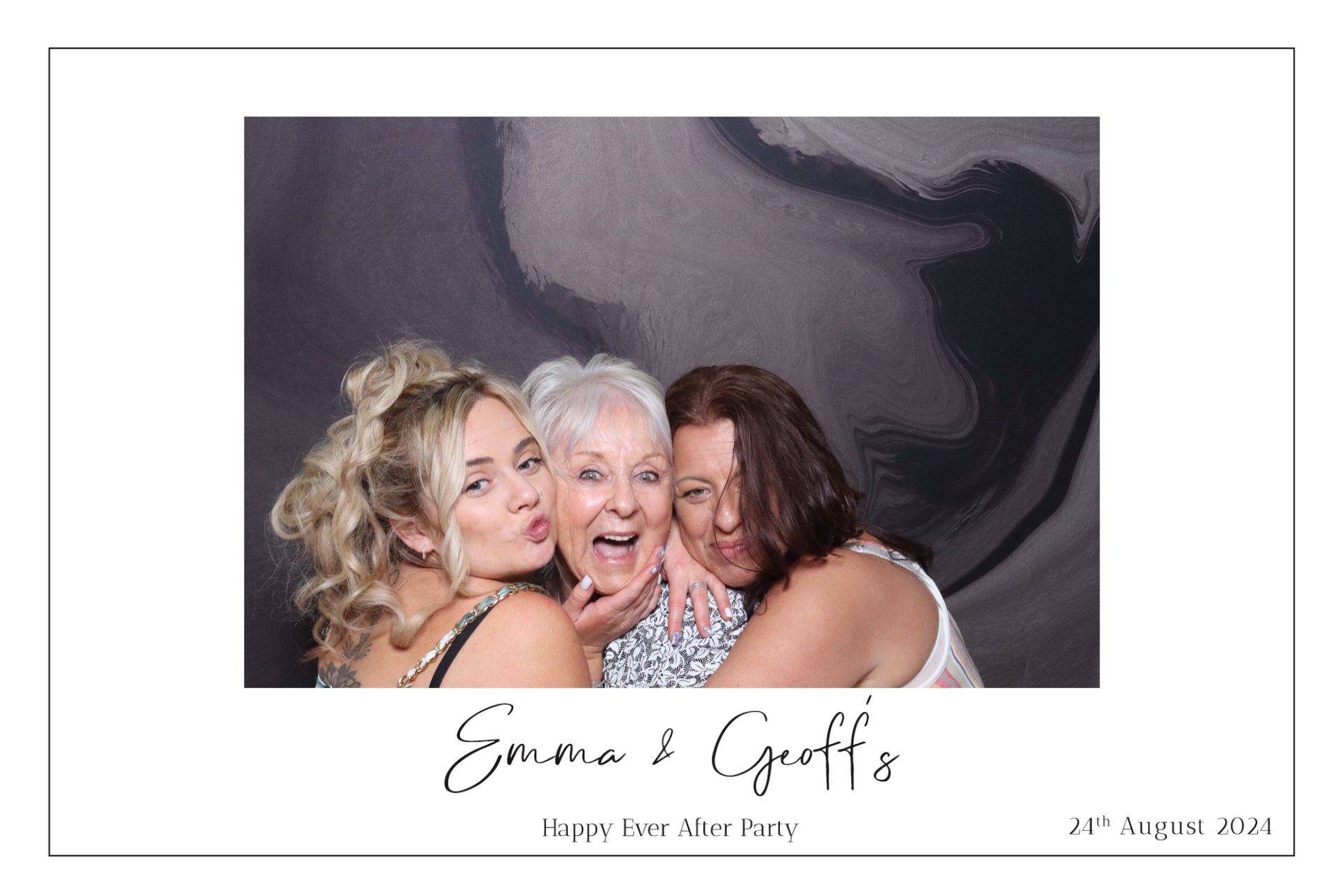Emma & Geoff  | View more photos from the event at gallery.magicimages.uk/u/MagicImages/Emma-Geoff